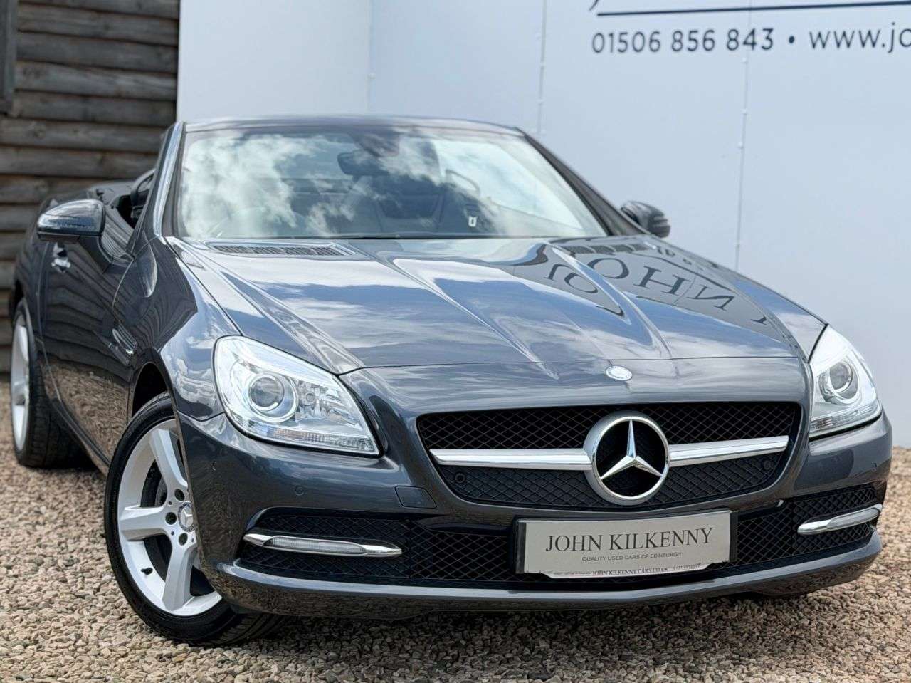 A 2012 MERCEDES-BENZ SLK 1.8 SLK200 BlueEfficiency Convertible 2dr Petrol G-Tronic+ Euro 5 (s/s) (18 A 2012 MERCEDES-BENZ SLK 1.8 SLK200 BlueEfficiency Convertible 2dr Petrol G-Tronic+ Euro 5 (s/s) (18