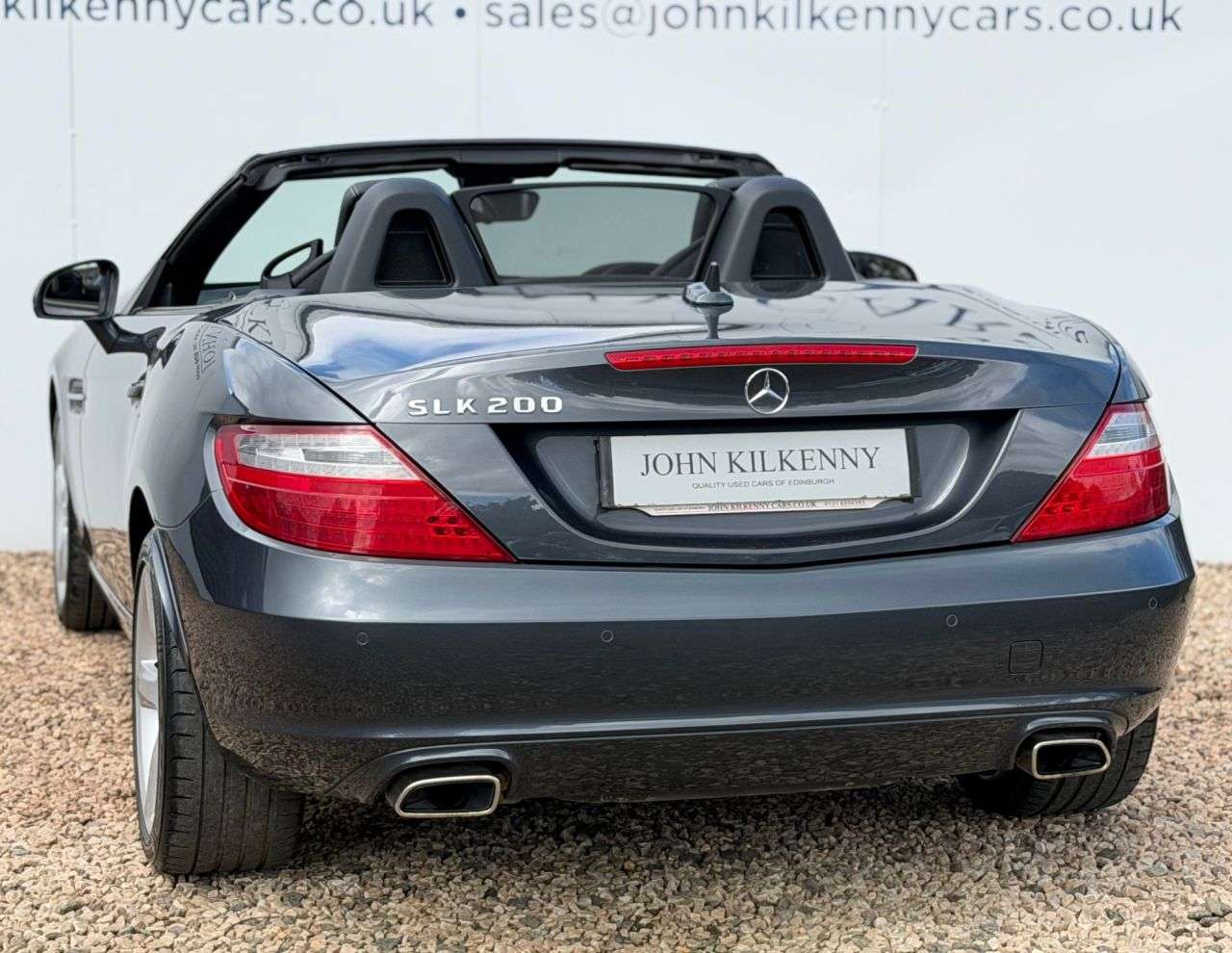 A 2012 MERCEDES-BENZ SLK 1.8 SLK200 BlueEfficiency Convertible 2dr Petrol G-Tronic+ Euro 5 (s/s) (18 A 2012 MERCEDES-BENZ SLK 1.8 SLK200 BlueEfficiency Convertible 2dr Petrol G-Tronic+ Euro 5 (s/s) (18