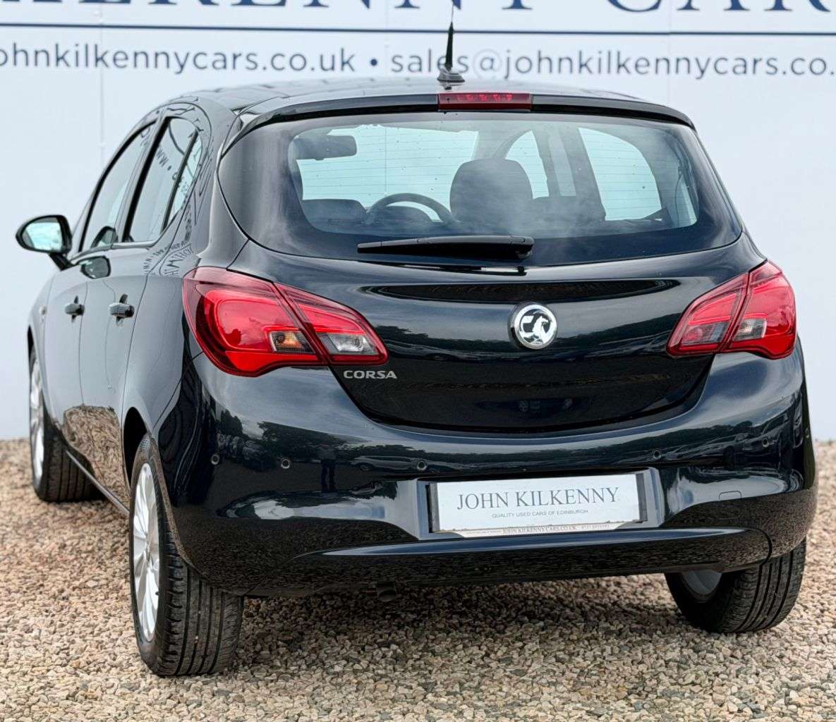 A 2015 VAUXHALL CORSA 1.4i SE Hatchback 5dr Petrol Auto Euro 6 (90 ps) A 2015 VAUXHALL CORSA 1.4i SE Hatchback 5dr Petrol Auto Euro 6 (90 ps)