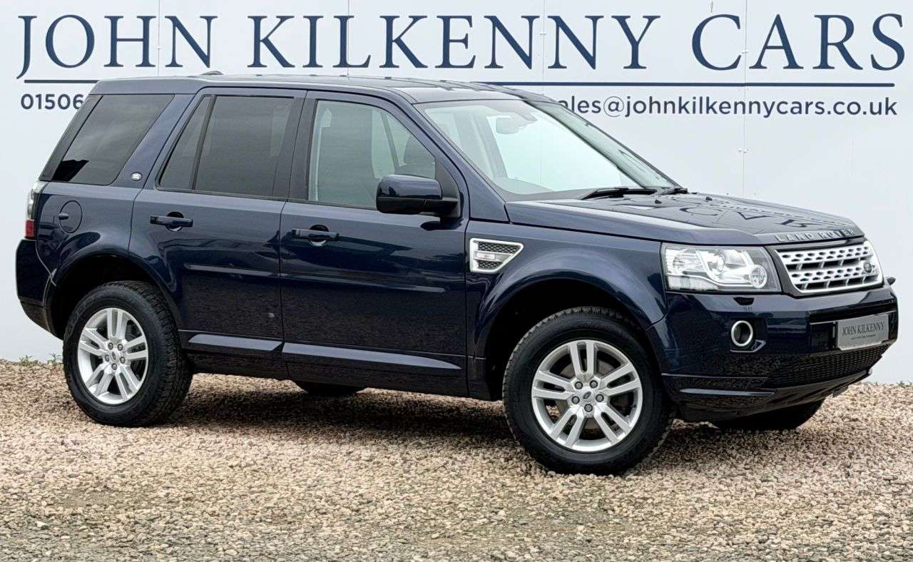A 2013 LAND ROVER FREELANDER 2 2.2 SD4 XS SUV 5dr Diesel CommandShift 4WD Euro 5 (190 ps) A 2013 LAND ROVER FREELANDER 2 2.2 SD4 XS SUV 5dr Diesel CommandShift 4WD Euro 5 (190 ps)