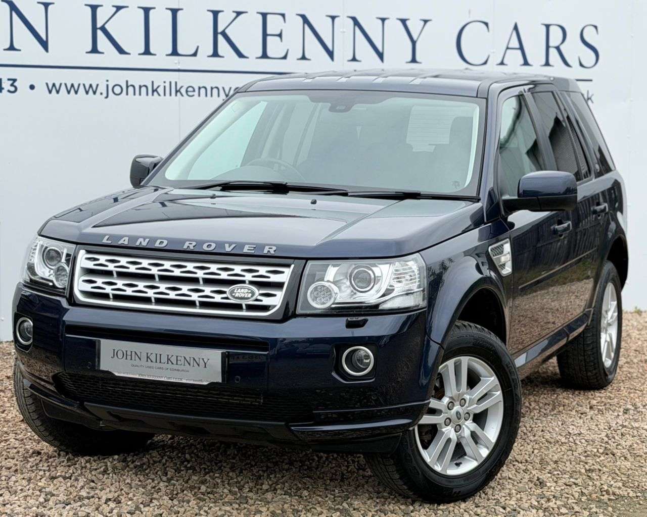 A 2013 LAND ROVER FREELANDER 2 2.2 SD4 XS SUV 5dr Diesel CommandShift 4WD Euro 5 (190 ps) A 2013 LAND ROVER FREELANDER 2 2.2 SD4 XS SUV 5dr Diesel CommandShift 4WD Euro 5 (190 ps)