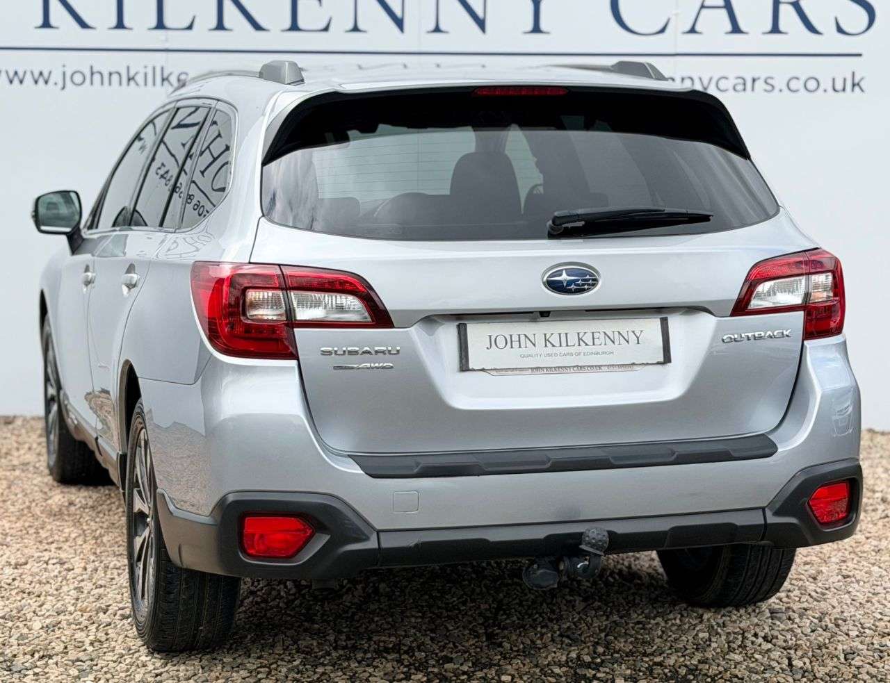 A 2015 SUBARU OUTBACK 2.5i SE Premium Estate 5dr Petrol Lineartronic 4WD Euro 6 (s/s) (175 ps) A 2015 SUBARU OUTBACK 2.5i SE Premium Estate 5dr Petrol Lineartronic 4WD Euro 6 (s/s) (175 ps)