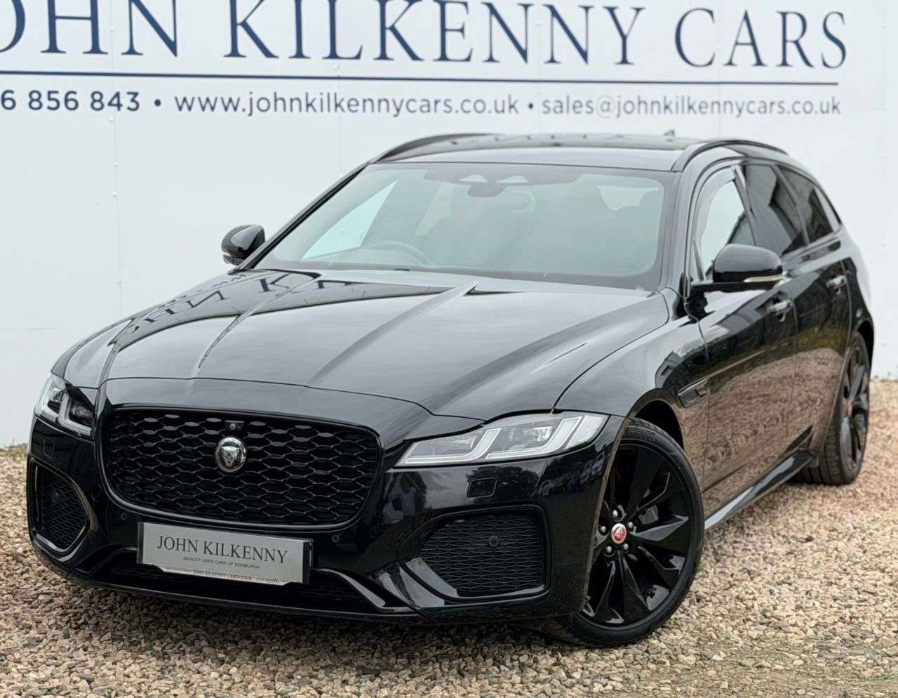 A 2021 JAGUAR XF 2.0 D200 MHEV R-Dynamic SE Sportbrake 5dr Diesel Auto Euro 6 (s/s) (204 ps) A 2021 JAGUAR XF 2.0 D200 MHEV R-Dynamic SE Sportbrake 5dr Diesel Auto Euro 6 (s/s) (204 ps)