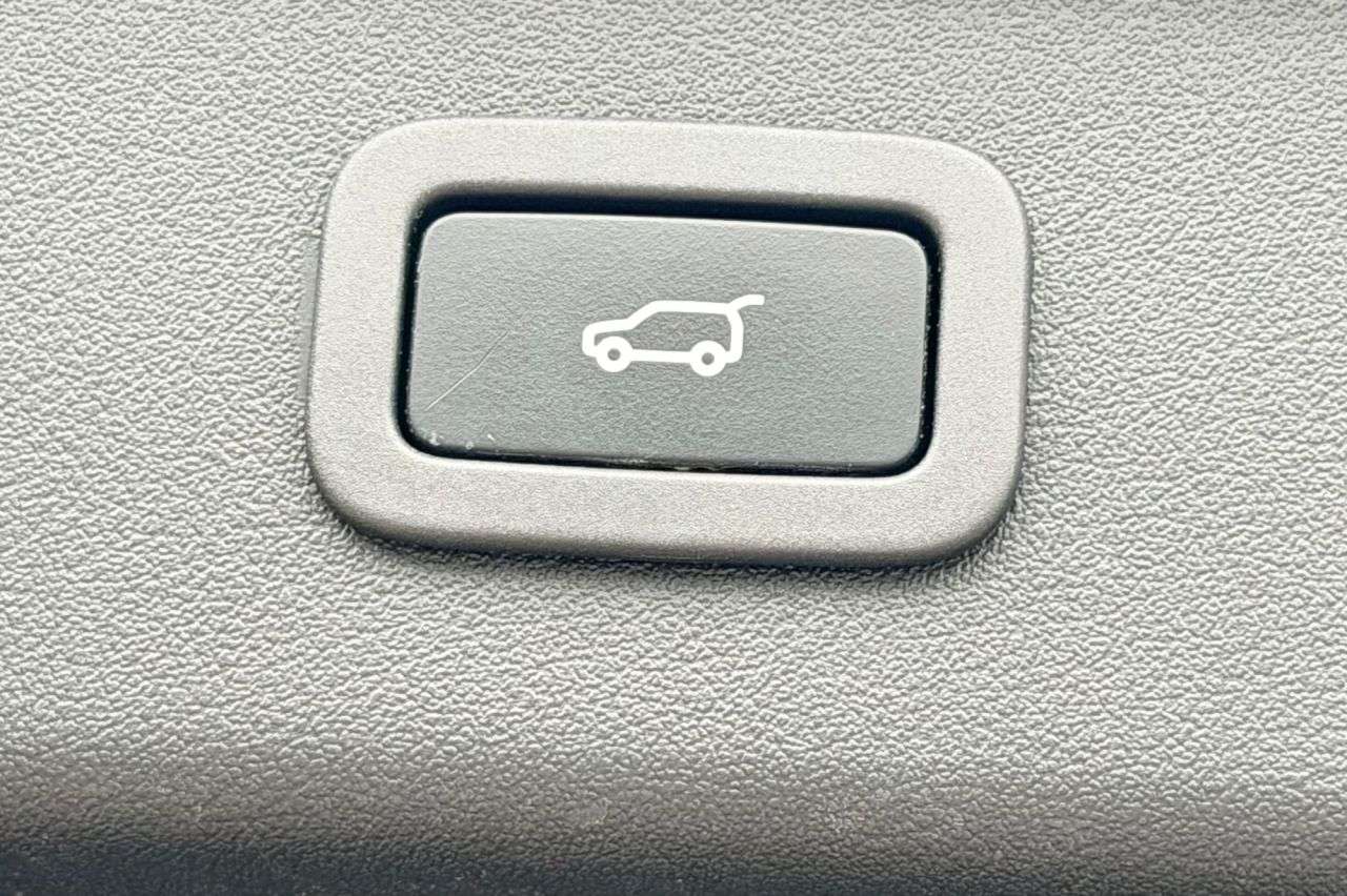 2021 JAGUAR XF 2021 JAGUAR XF