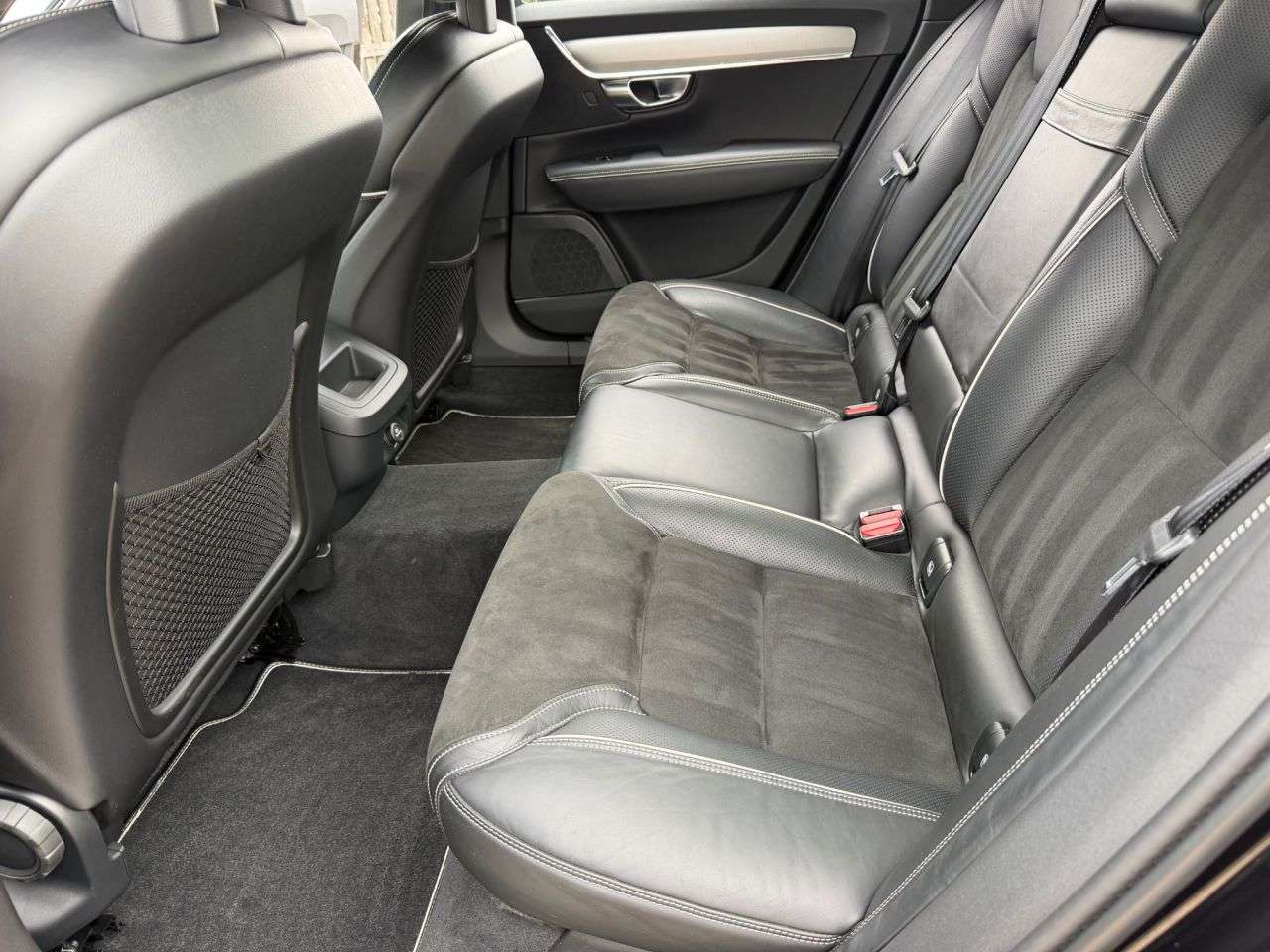 2018 VOLVO S90 2018 VOLVO S90