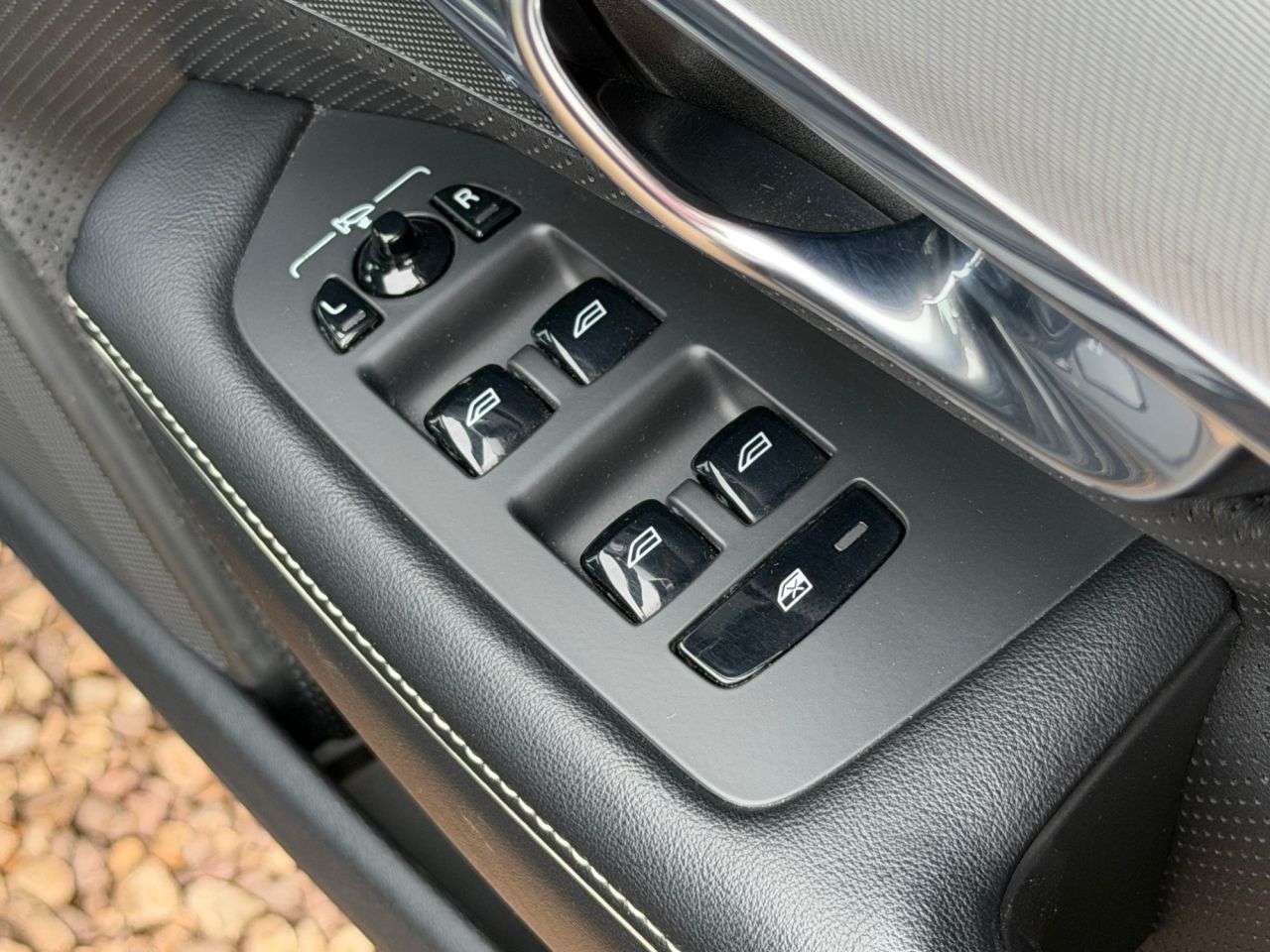 2018 VOLVO S90 2018 VOLVO S90