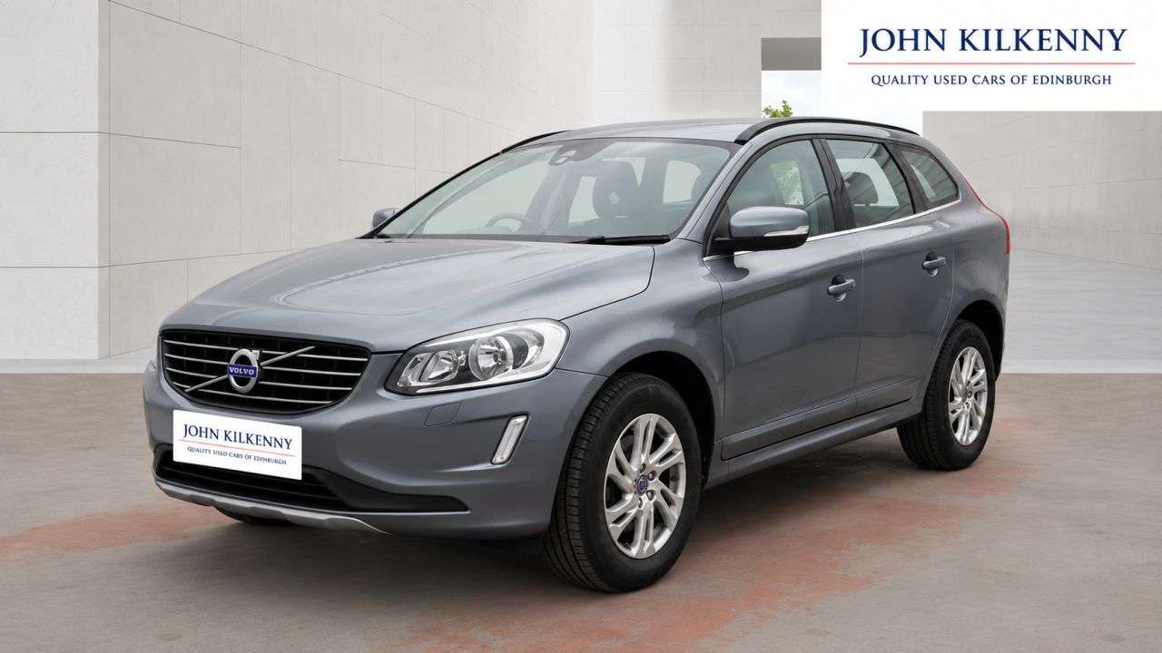 A 2017 VOLVO XC60 2.4 D4 SE Nav SUV 5dr Diesel Auto AWD Euro 6 (s/s) (190 ps) A 2017 VOLVO XC60 2.4 D4 SE Nav SUV 5dr Diesel Auto AWD Euro 6 (s/s) (190 ps)