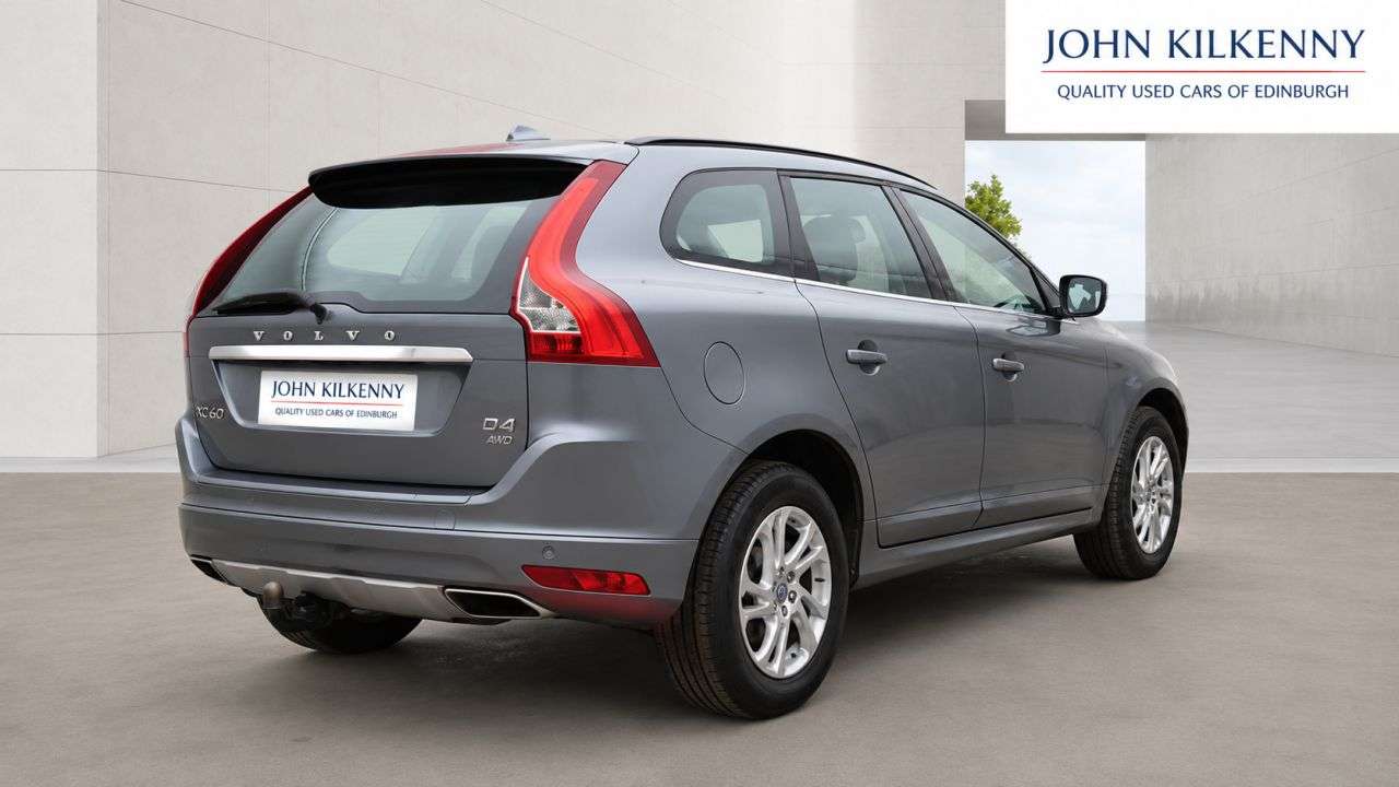 2017 VOLVO XC60 2017 VOLVO XC60