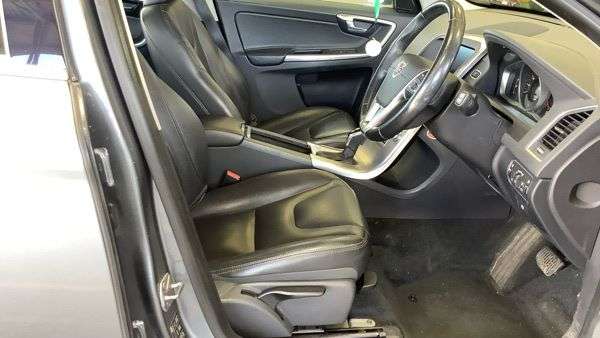2017 VOLVO XC60 2017 VOLVO XC60