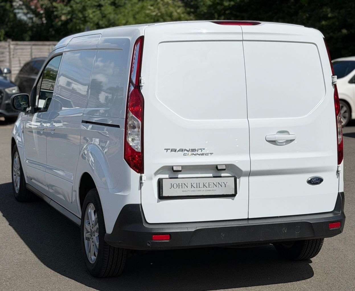 A 2024 FORD TRANSIT CONNECT 1.5 250 EcoBlue Limited Panel Van 5dr Diesel Manual L2 Euro 6 (s/s) (100 ps A 2024 FORD TRANSIT CONNECT 1.5 250 EcoBlue Limited Panel Van 5dr Diesel Manual L2 Euro 6 (s/s) (100 ps
