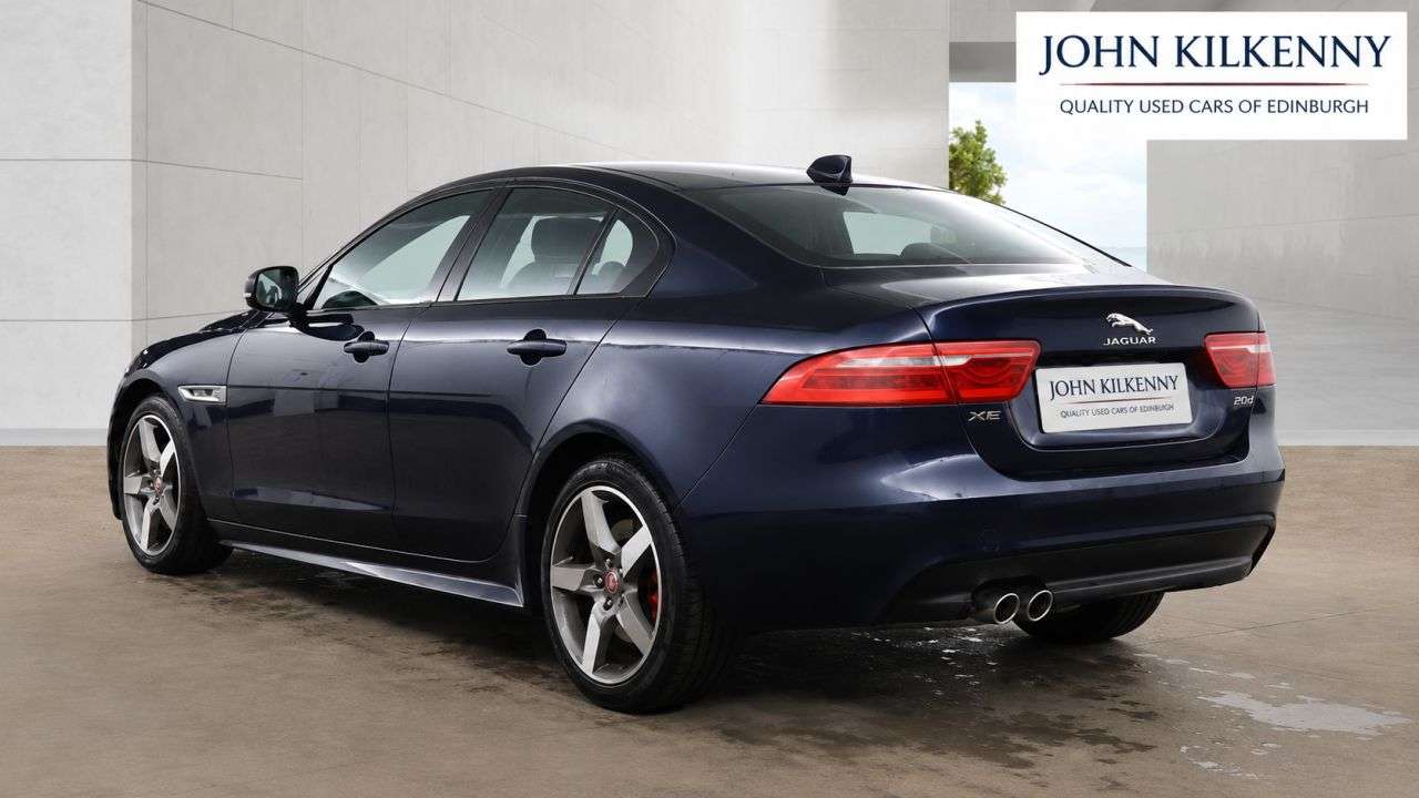 A 2017 JAGUAR XE 2.0d R-Sport Saloon 4dr Diesel Auto AWD Euro 6 (s/s) (180 ps) A 2017 JAGUAR XE 2.0d R-Sport Saloon 4dr Diesel Auto AWD Euro 6 (s/s) (180 ps)