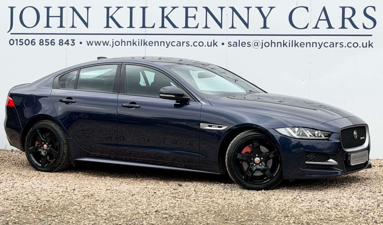 A 2017 JAGUAR XE 2.0d R-Sport Saloon 4dr Diesel Auto AWD Euro 6 (s/s) (180 ps) A 2017 JAGUAR XE 2.0d R-Sport Saloon 4dr Diesel Auto AWD Euro 6 (s/s) (180 ps)