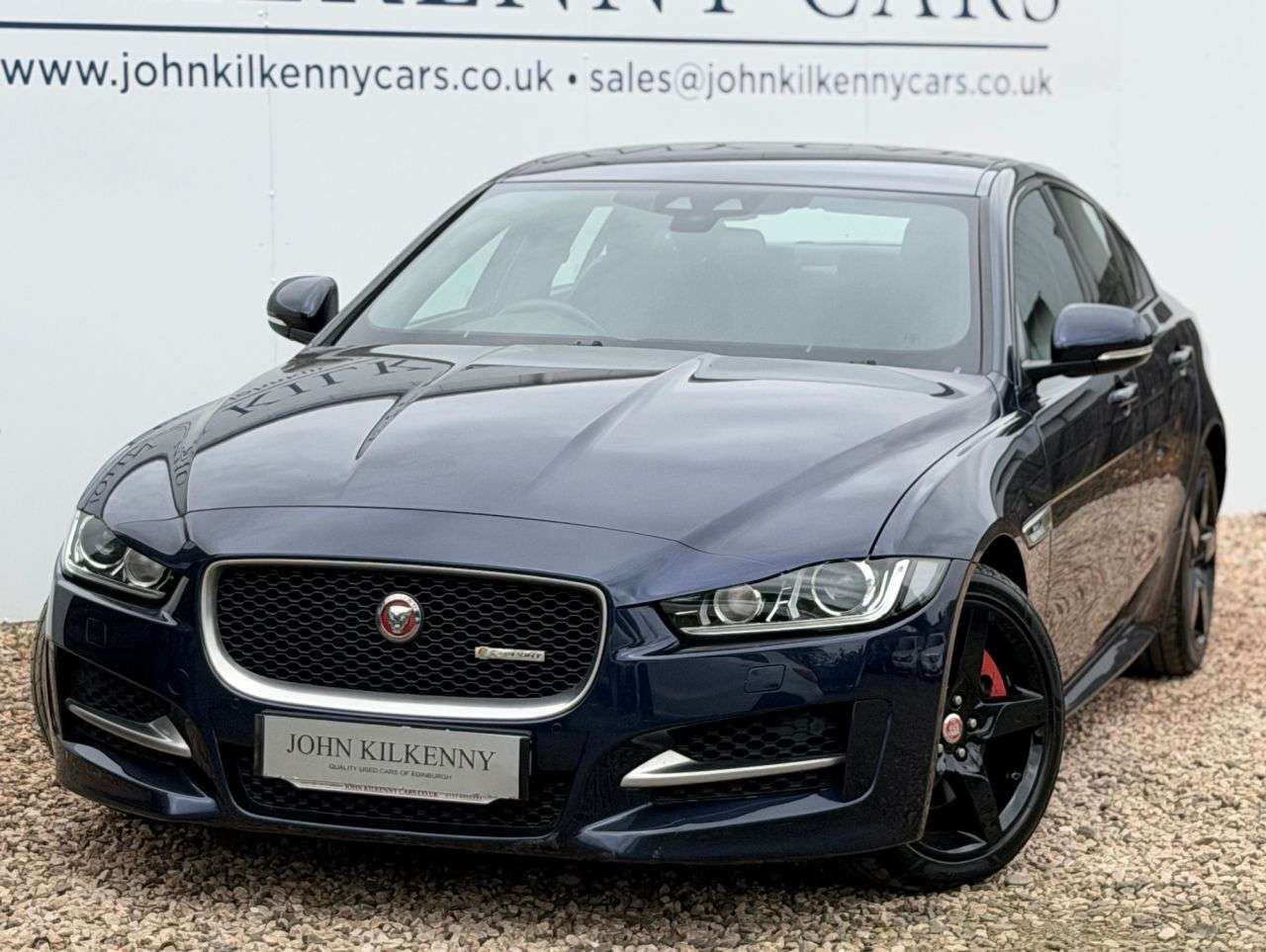 A 2017 JAGUAR XE 2.0d R-Sport Saloon 4dr Diesel Auto AWD Euro 6 (s/s) (180 ps) A 2017 JAGUAR XE 2.0d R-Sport Saloon 4dr Diesel Auto AWD Euro 6 (s/s) (180 ps)