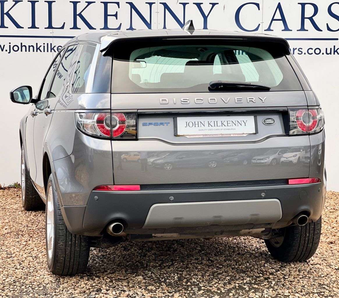 A 2017 LAND ROVER DISCOVERY SPORT TD4 SE TECH A 2017 LAND ROVER DISCOVERY SPORT TD4 SE TECH
