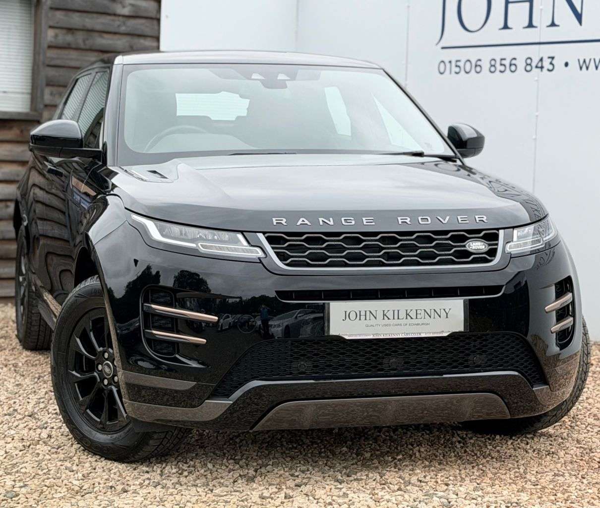 A 2020 LAND ROVER RANGE ROVER EVOQUE 2.0 D150 MHEV R-Dynamic SUV 5dr Diesel Auto 4WD Euro 6 (s/s) (150 ps) A 2020 LAND ROVER RANGE ROVER EVOQUE 2.0 D150 MHEV R-Dynamic SUV 5dr Diesel Auto 4WD Euro 6 (s/s) (150 ps)