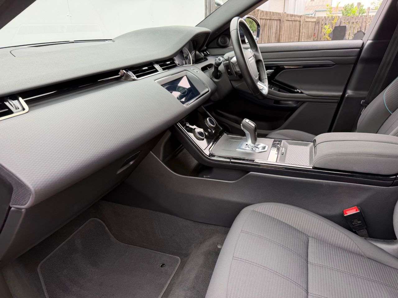 2020 LAND ROVER RANGE ROVER EVOQUE 2020 LAND ROVER RANGE ROVER EVOQUE