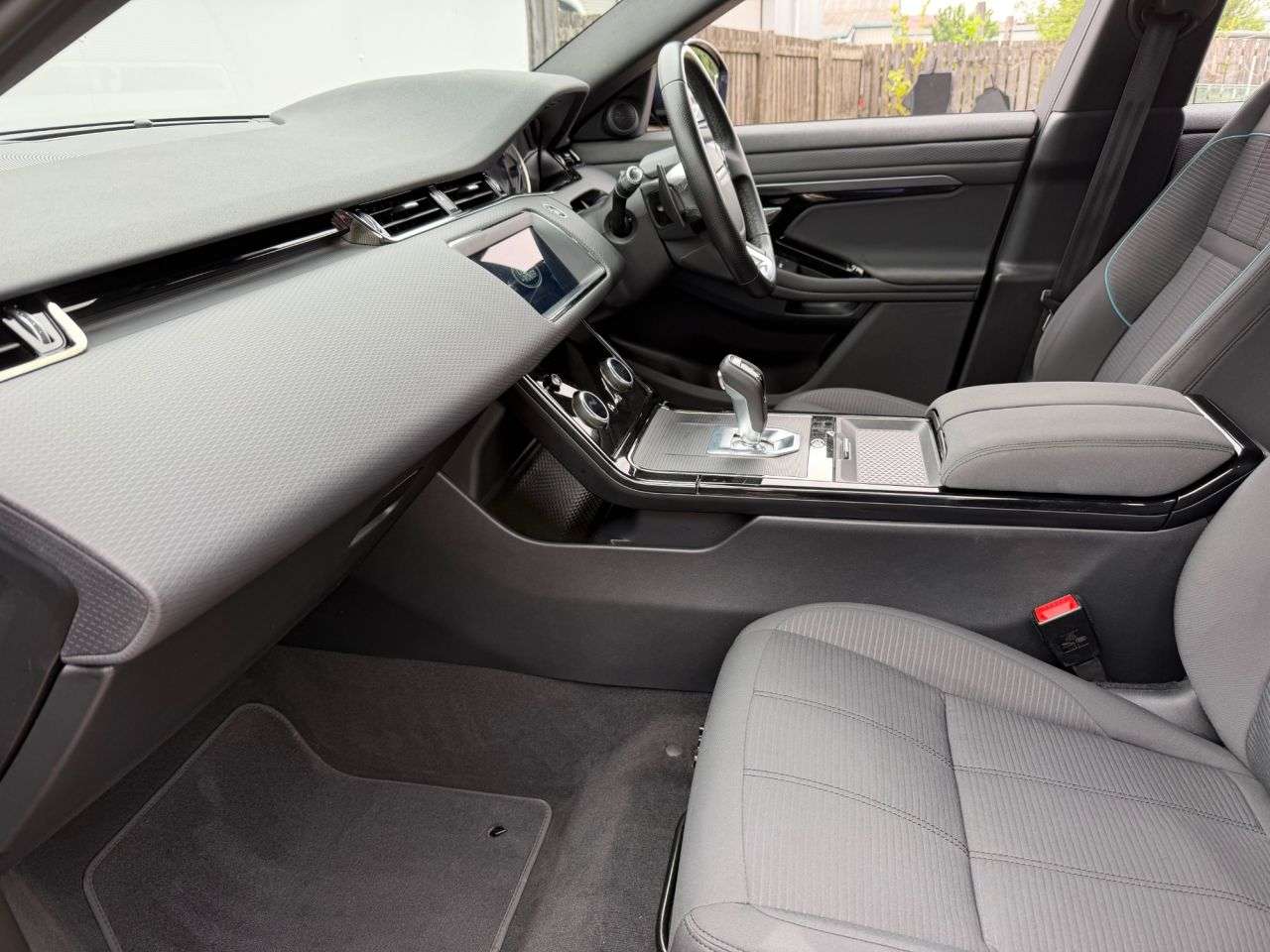 2020 LAND ROVER RANGE ROVER EVOQUE 2020 LAND ROVER RANGE ROVER EVOQUE