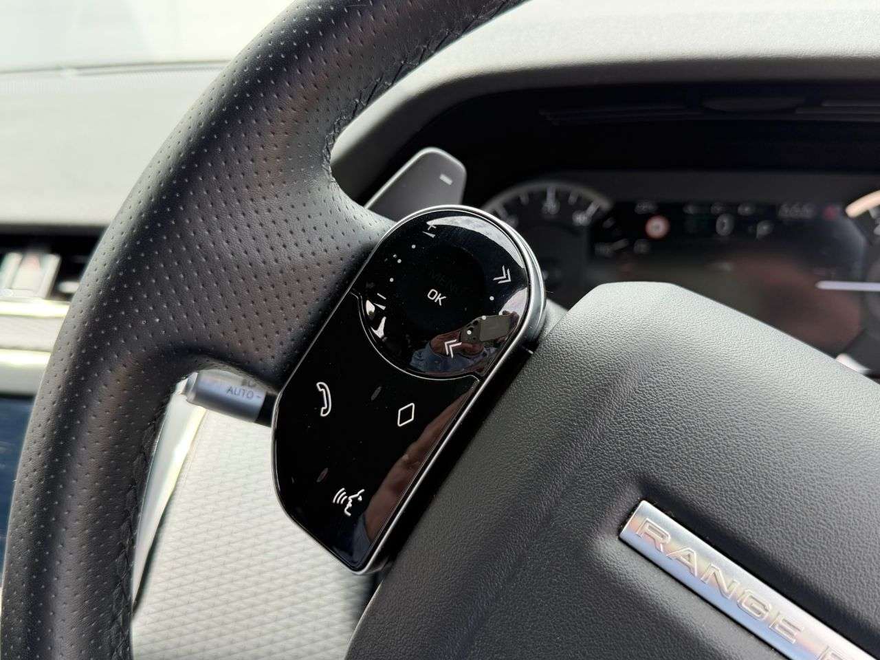 2020 LAND ROVER RANGE ROVER EVOQUE 2020 LAND ROVER RANGE ROVER EVOQUE
