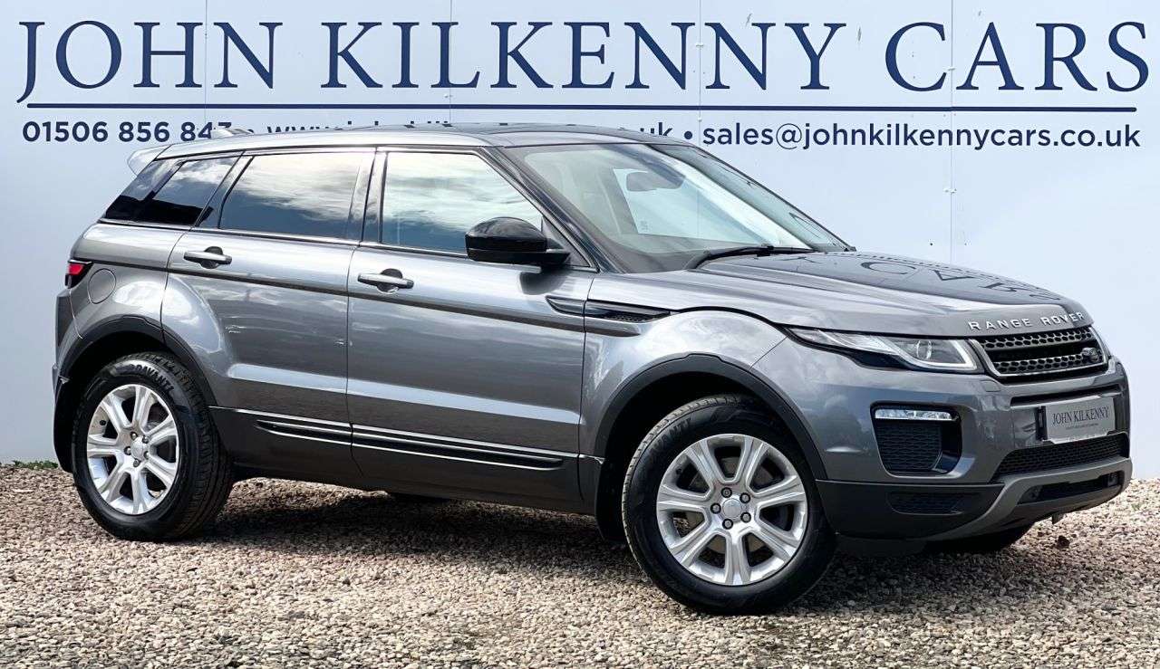 A 2019 LAND ROVER RANGE ROVER EVOQUE 2.0 TD4 SE Tech SUV 5dr Diesel Auto 4WD Euro 6 (s/s) (180 ps) A 2019 LAND ROVER RANGE ROVER EVOQUE 2.0 TD4 SE Tech SUV 5dr Diesel Auto 4WD Euro 6 (s/s) (180 ps)