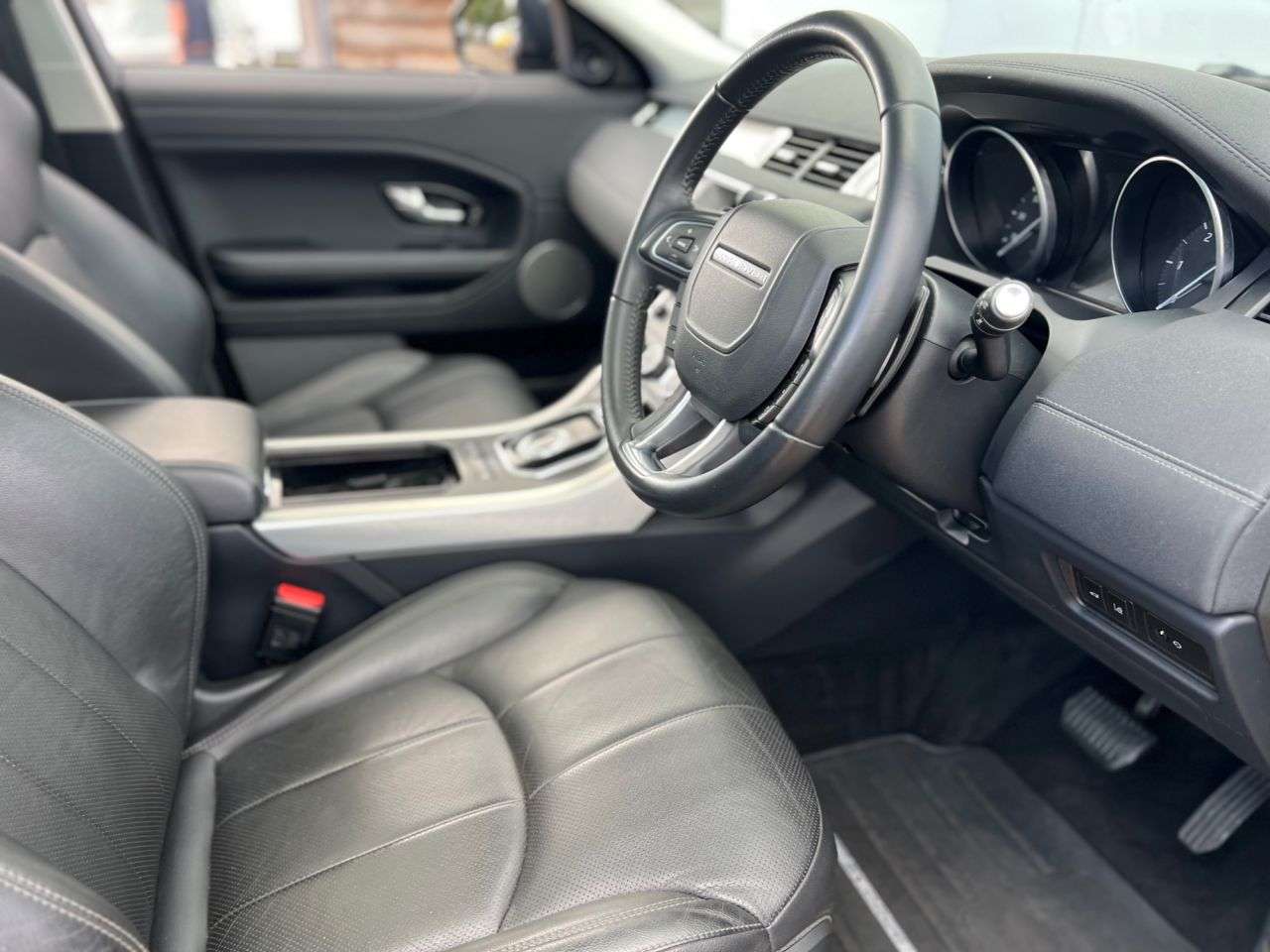 2017 LAND ROVER RANGE ROVER EVOQUE 2017 LAND ROVER RANGE ROVER EVOQUE