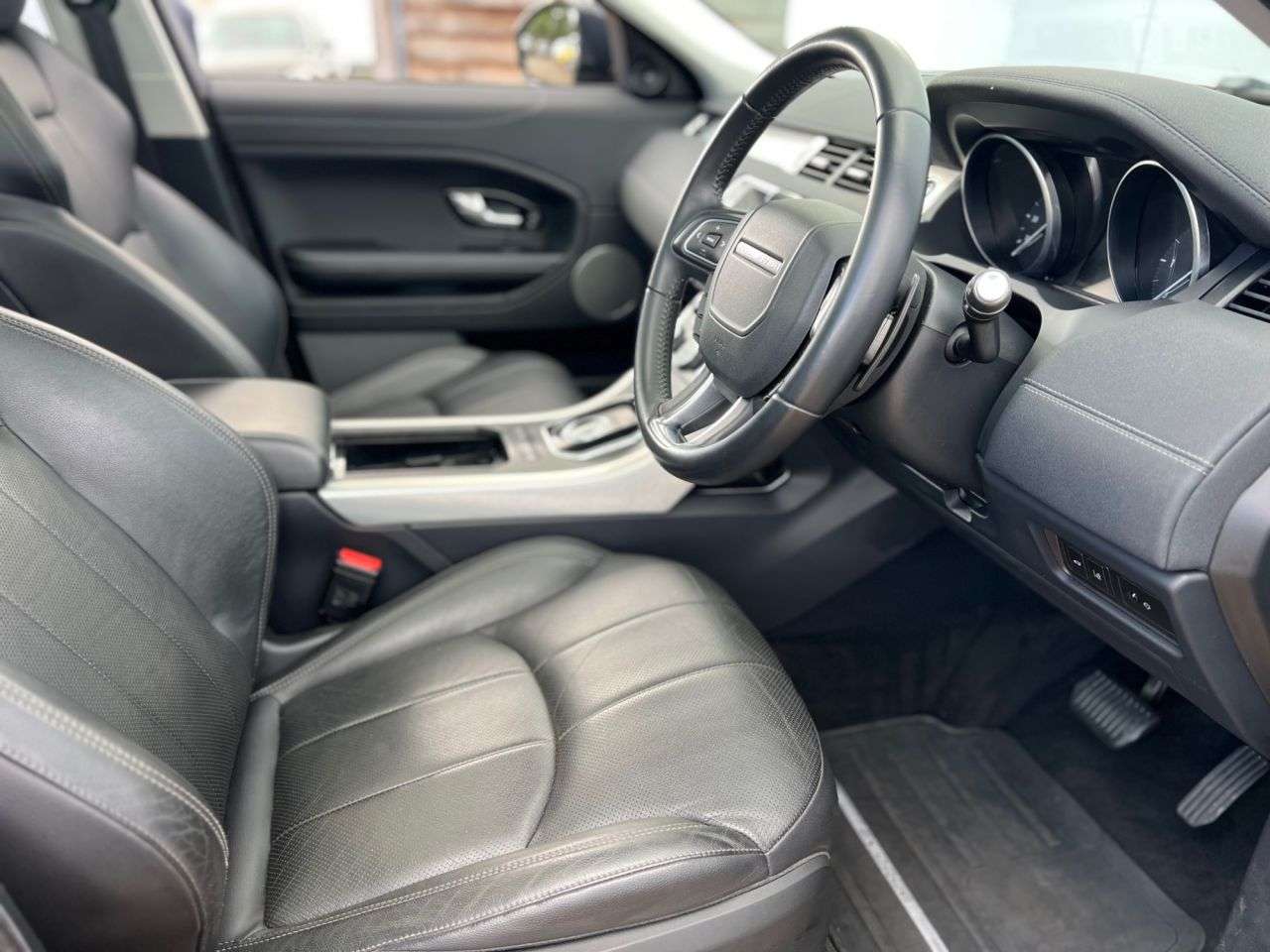 2017 LAND ROVER RANGE ROVER EVOQUE 2017 LAND ROVER RANGE ROVER EVOQUE