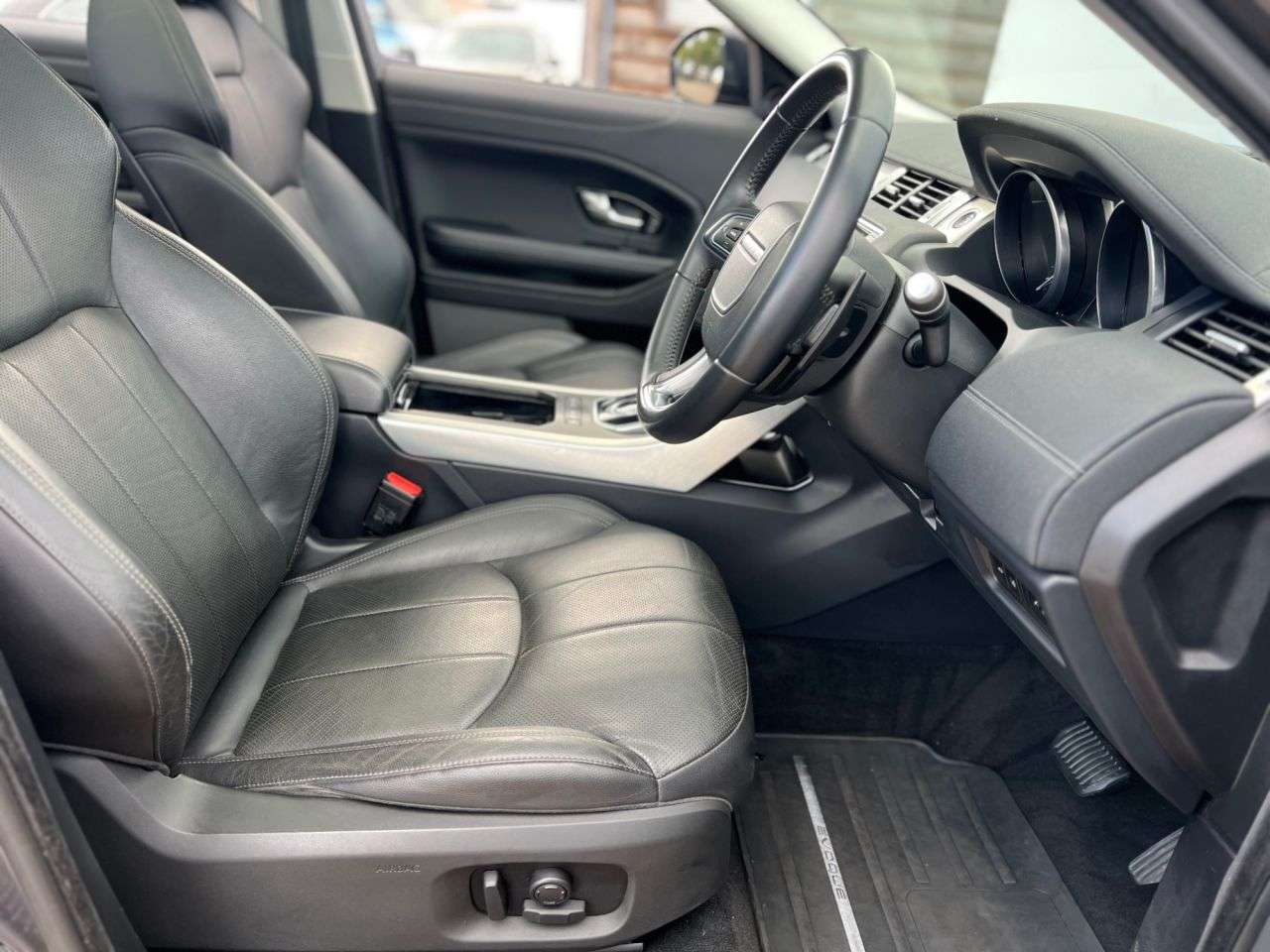 2017 LAND ROVER RANGE ROVER EVOQUE 2017 LAND ROVER RANGE ROVER EVOQUE