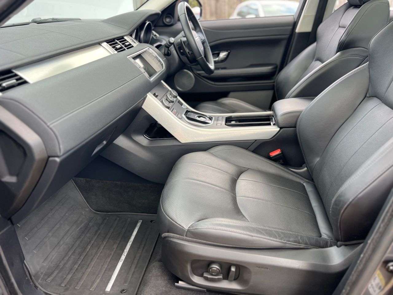 2017 LAND ROVER RANGE ROVER EVOQUE 2017 LAND ROVER RANGE ROVER EVOQUE