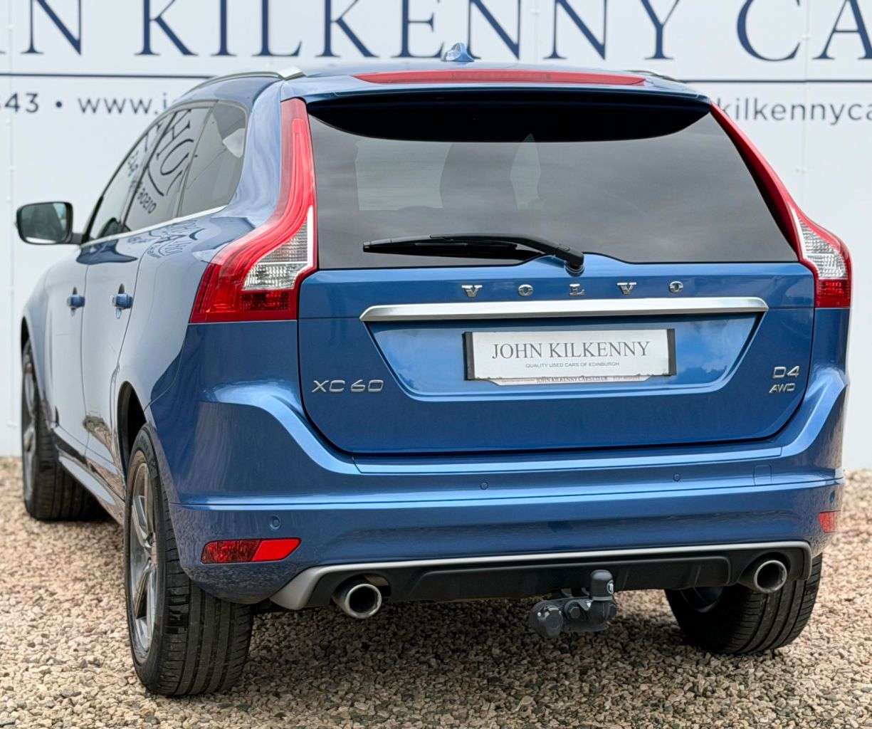 A 2016 VOLVO XC60 2.4 D4 R-Design Lux Nav SUV 5dr Diesel Auto AWD Euro 6 (s/s) (190 ps) A 2016 VOLVO XC60 2.4 D4 R-Design Lux Nav SUV 5dr Diesel Auto AWD Euro 6 (s/s) (190 ps)