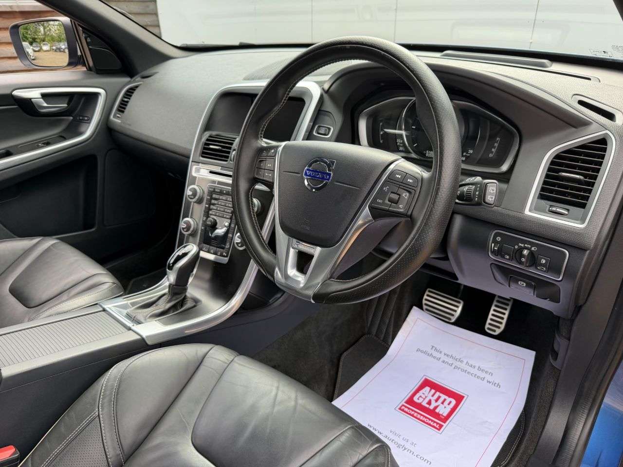 2016 VOLVO XC60 2016 VOLVO XC60