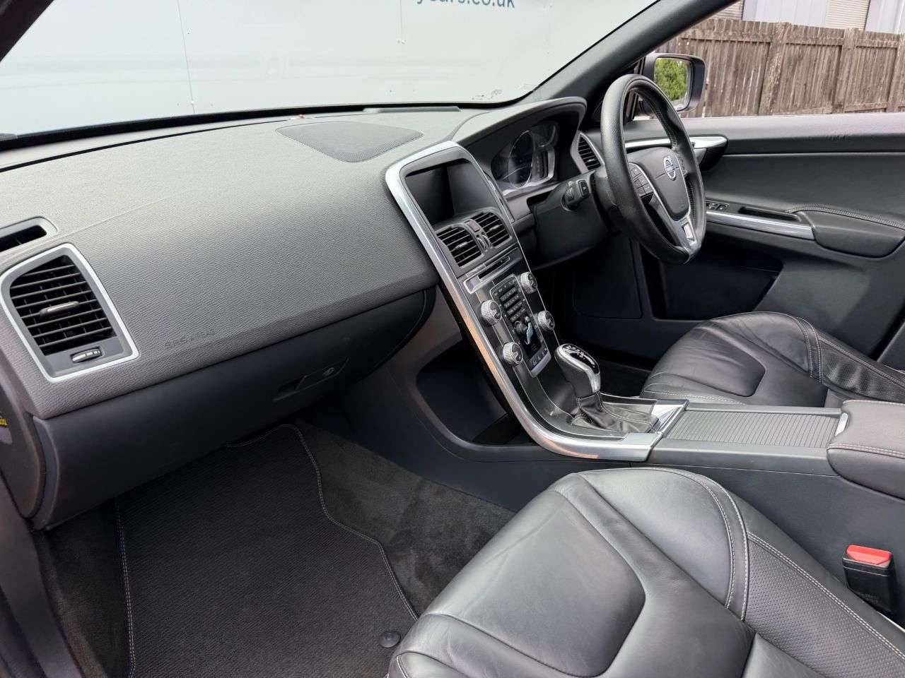 2016 VOLVO XC60 2016 VOLVO XC60