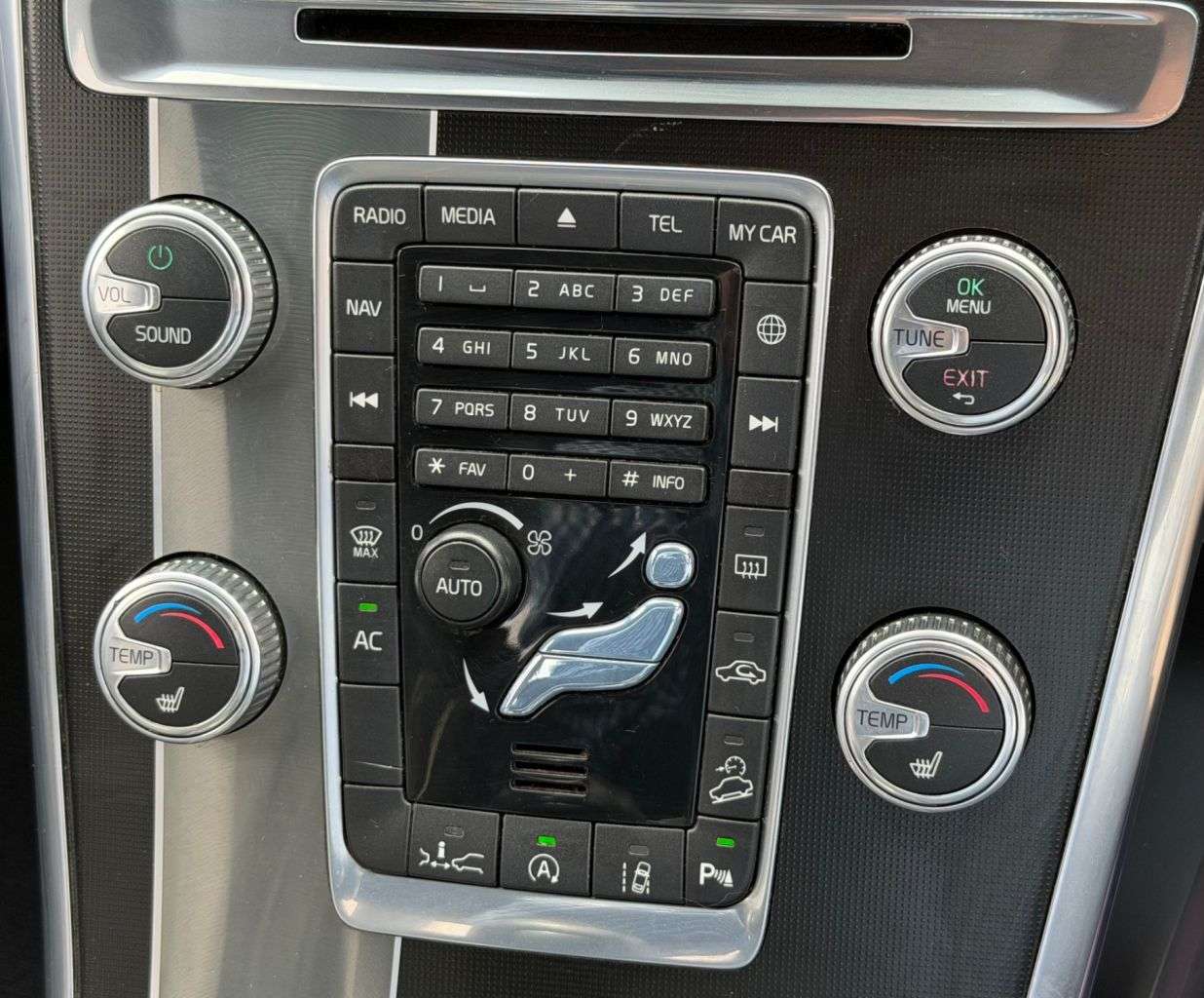 2016 VOLVO XC60 2016 VOLVO XC60