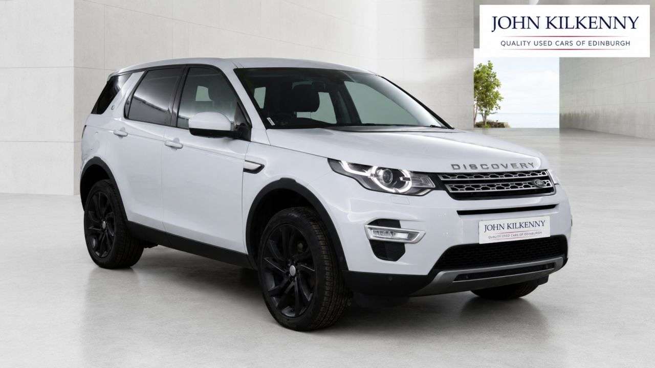 A 2018 LAND ROVER DISCOVERY SPORT 2.0 TD4 HSE Luxury SUV 5dr Diesel Auto 4WD Euro 6 (s/s) (180 ps) A 2018 LAND ROVER DISCOVERY SPORT 2.0 TD4 HSE Luxury SUV 5dr Diesel Auto 4WD Euro 6 (s/s) (180 ps)