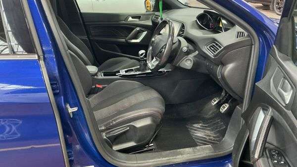 2019 PEUGEOT 308 2019 PEUGEOT 308