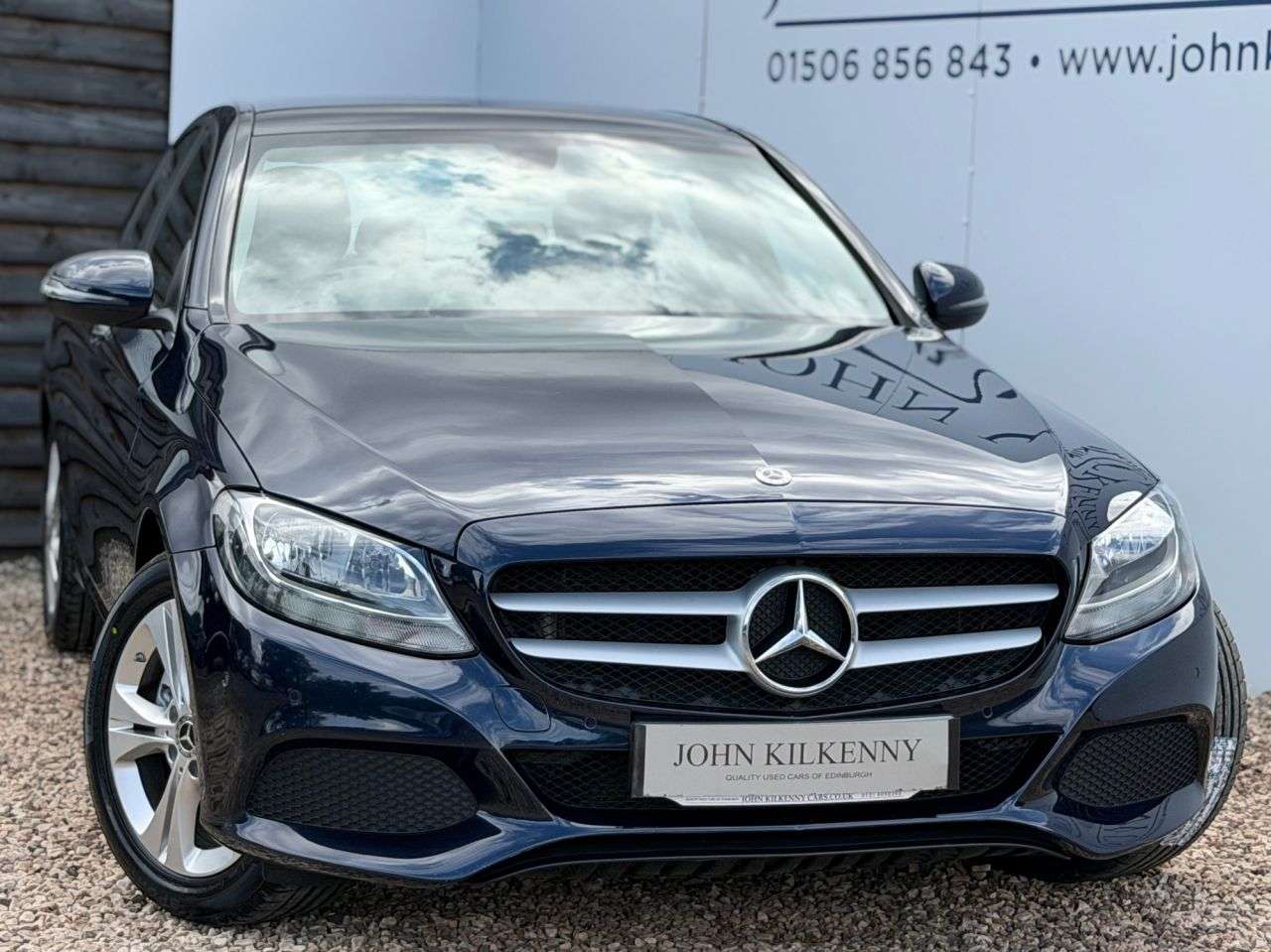 A 2017 MERCEDES-BENZ C CLASS 2.0 C200 SE Executive Edition Saloon 4dr Petrol G-Tronic+ Euro 6 (s/s) (184 A 2017 MERCEDES-BENZ C CLASS 2.0 C200 SE Executive Edition Saloon 4dr Petrol G-Tronic+ Euro 6 (s/s) (184