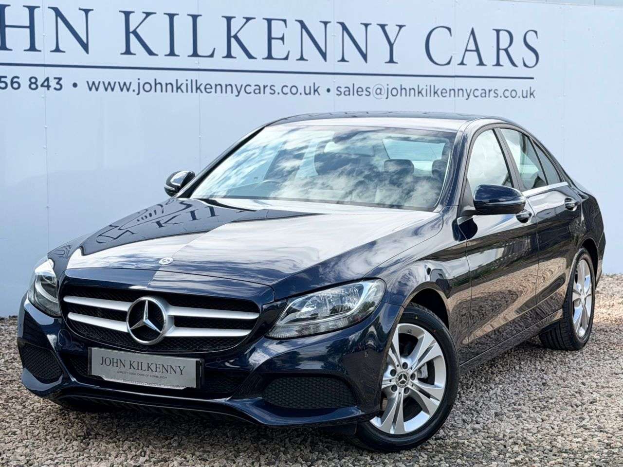 A 2017 MERCEDES-BENZ C CLASS 2.0 C200 SE Executive Edition Saloon 4dr Petrol G-Tronic+ Euro 6 (s/s) (184 A 2017 MERCEDES-BENZ C CLASS 2.0 C200 SE Executive Edition Saloon 4dr Petrol G-Tronic+ Euro 6 (s/s) (184