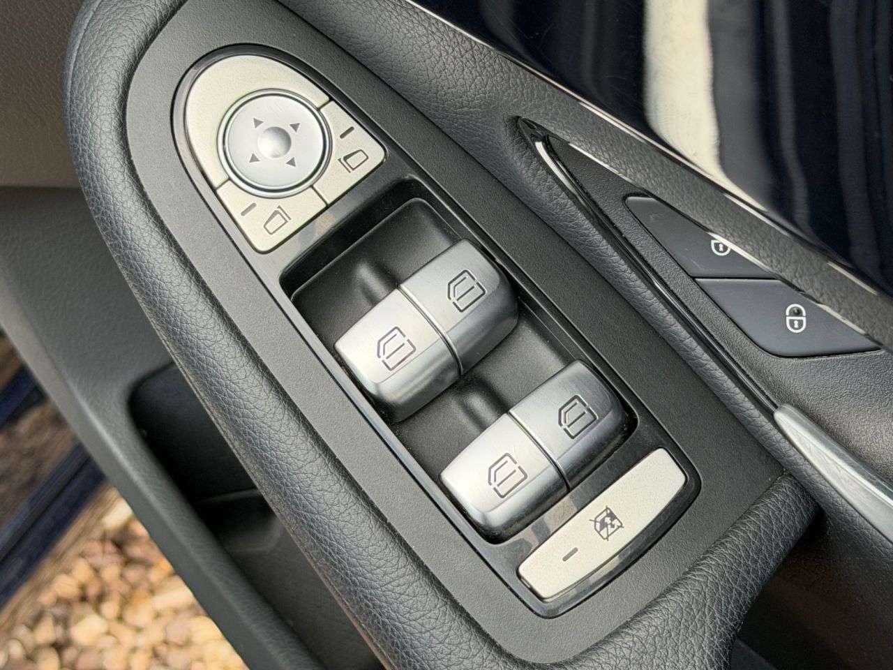 2017 MERCEDES-BENZ C CLASS 2017 MERCEDES-BENZ C CLASS