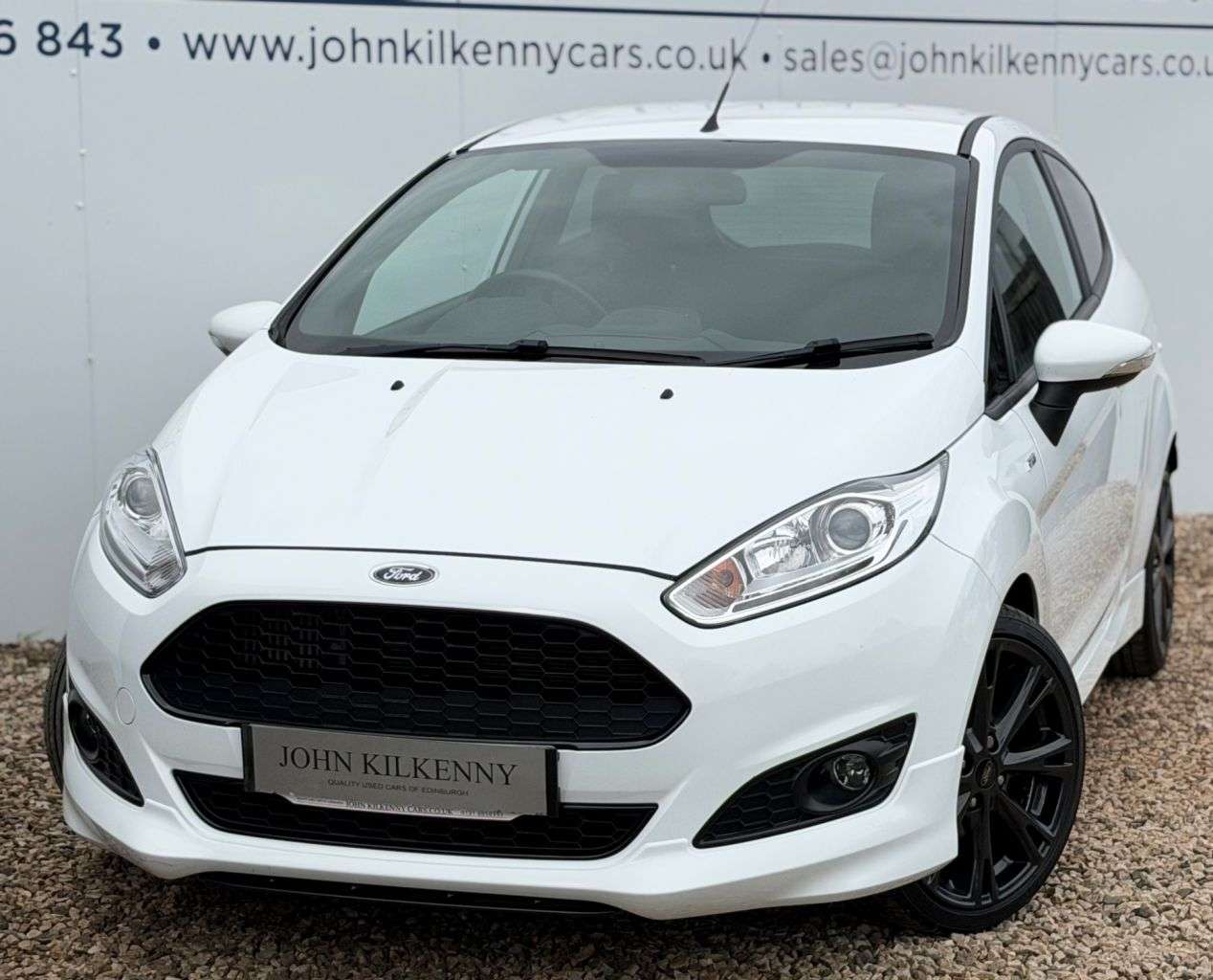 A 2016 FORD FIESTA 1.0T EcoBoost ST-Line Hatchback 3dr Petrol Manual Euro 6 (s/s) (125 ps) A 2016 FORD FIESTA 1.0T EcoBoost ST-Line Hatchback 3dr Petrol Manual Euro 6 (s/s) (125 ps)