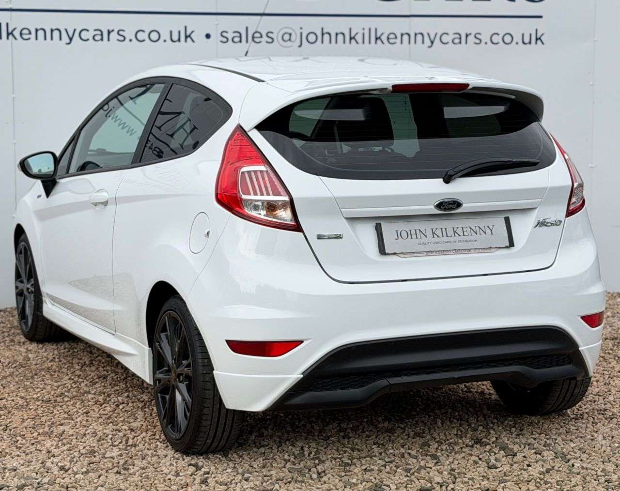 A 2016 FORD FIESTA 1.0T EcoBoost ST-Line Hatchback 3dr Petrol Manual Euro 6 (s/s) (125 ps) A 2016 FORD FIESTA 1.0T EcoBoost ST-Line Hatchback 3dr Petrol Manual Euro 6 (s/s) (125 ps)