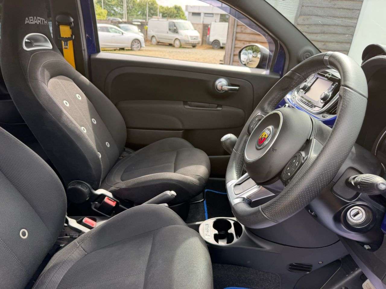 2018 ABARTH 595 2018 ABARTH 595