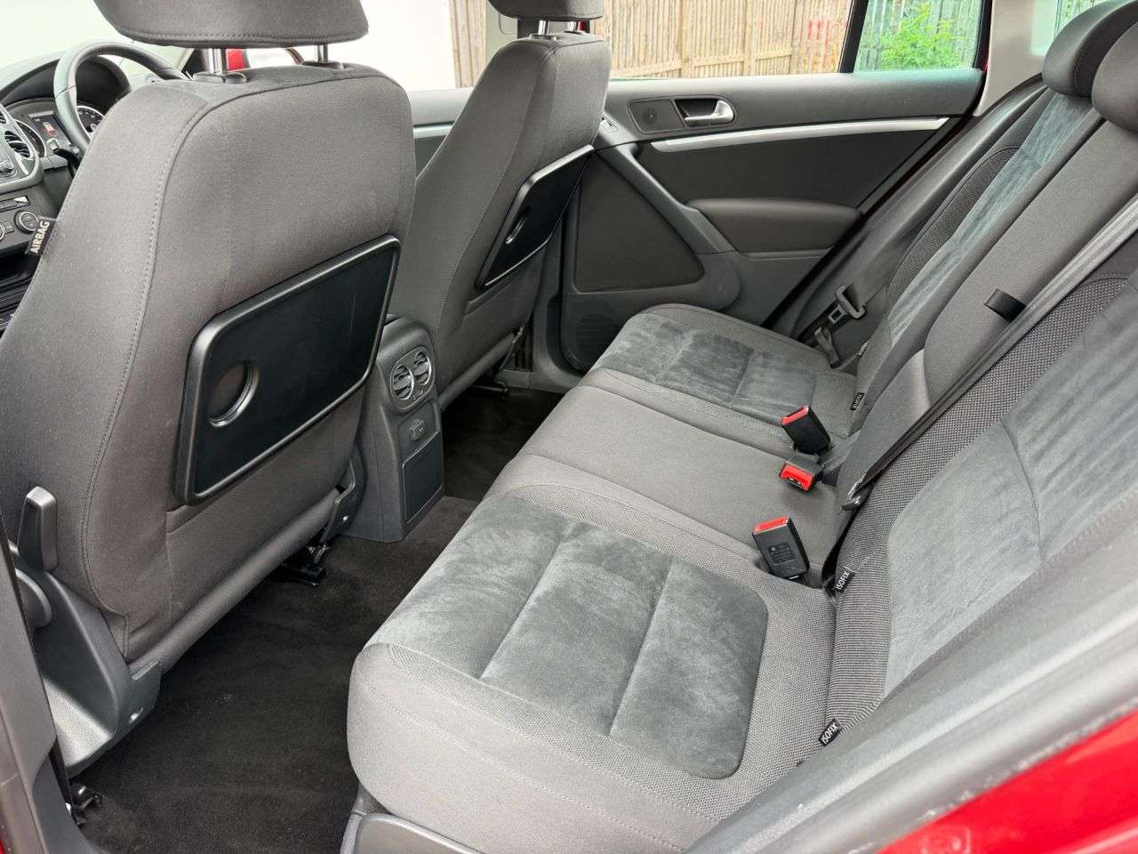2016 VOLKSWAGEN TIGUAN 2016 VOLKSWAGEN TIGUAN
