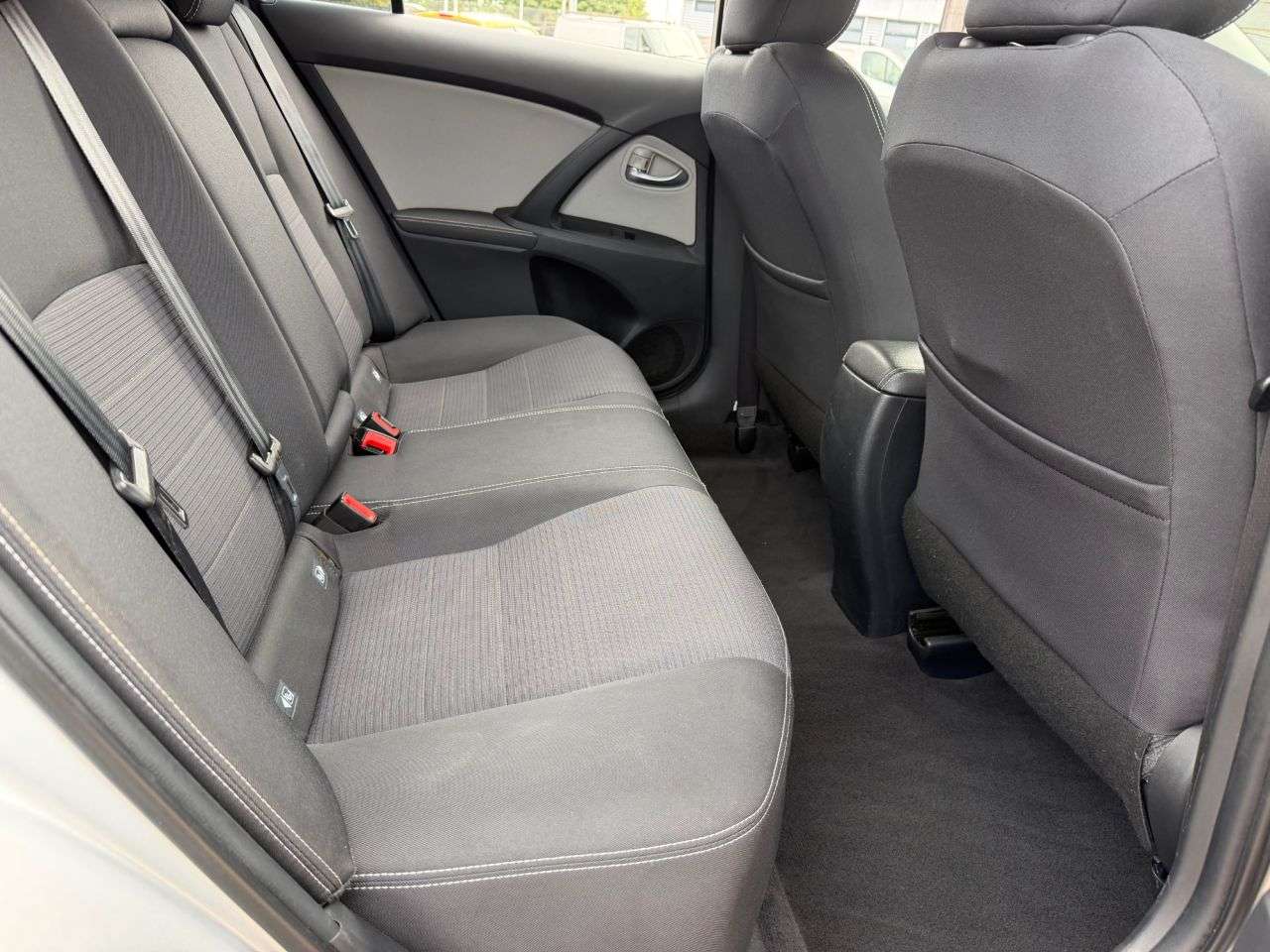 2015 TOYOTA AVENSIS 2015 TOYOTA AVENSIS