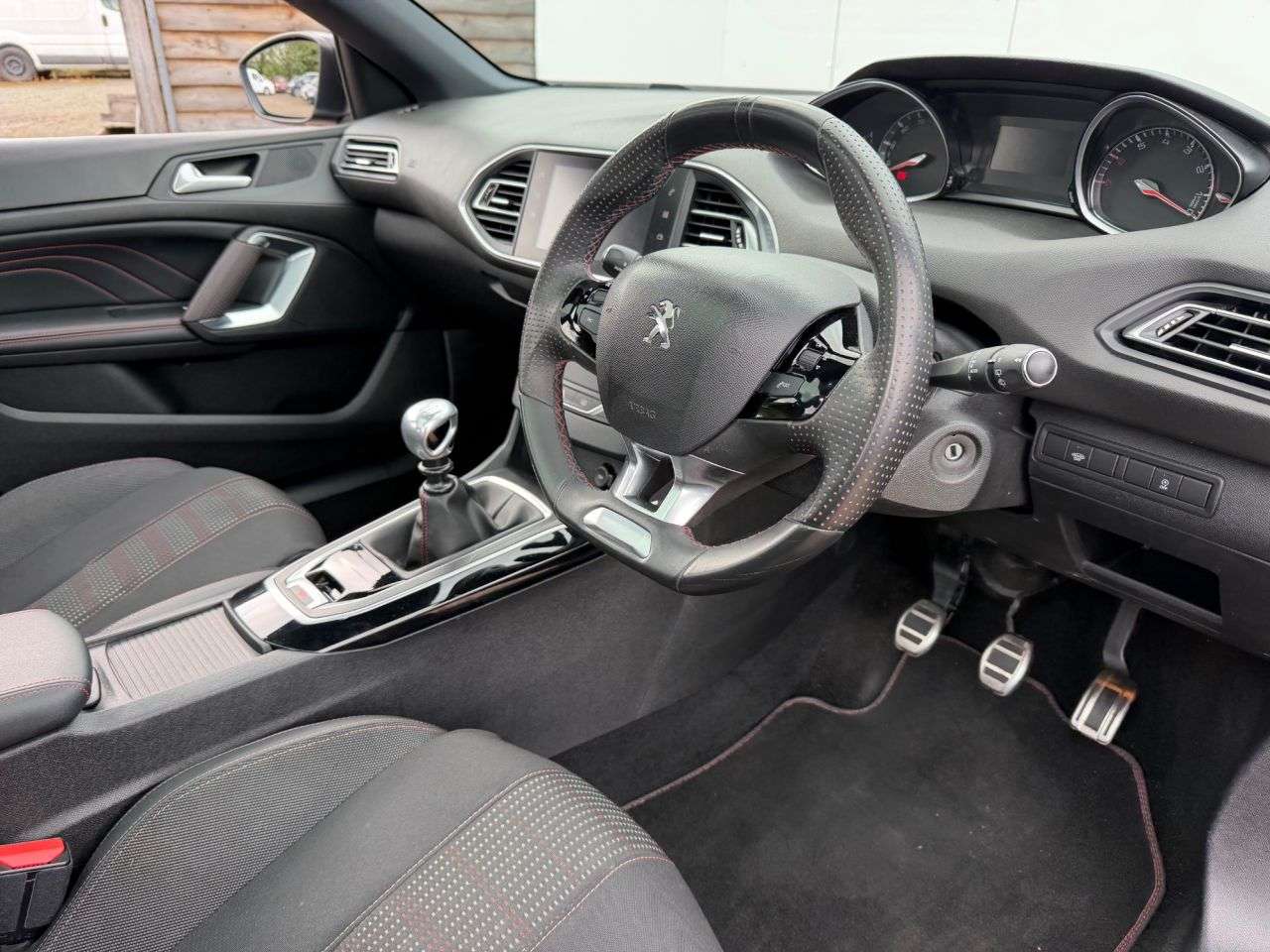 2017 PEUGEOT 308 2017 PEUGEOT 308