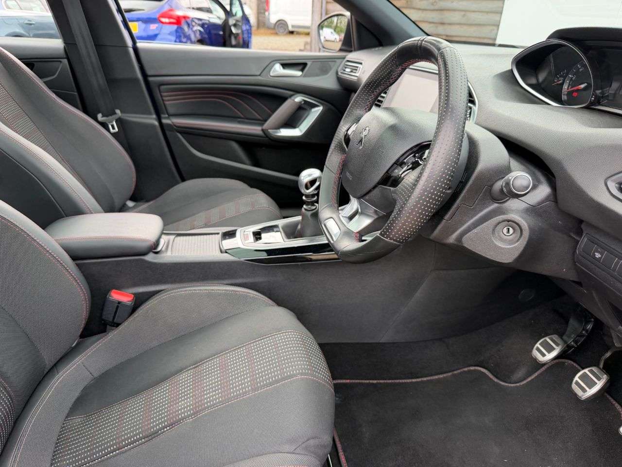 2017 PEUGEOT 308 2017 PEUGEOT 308
