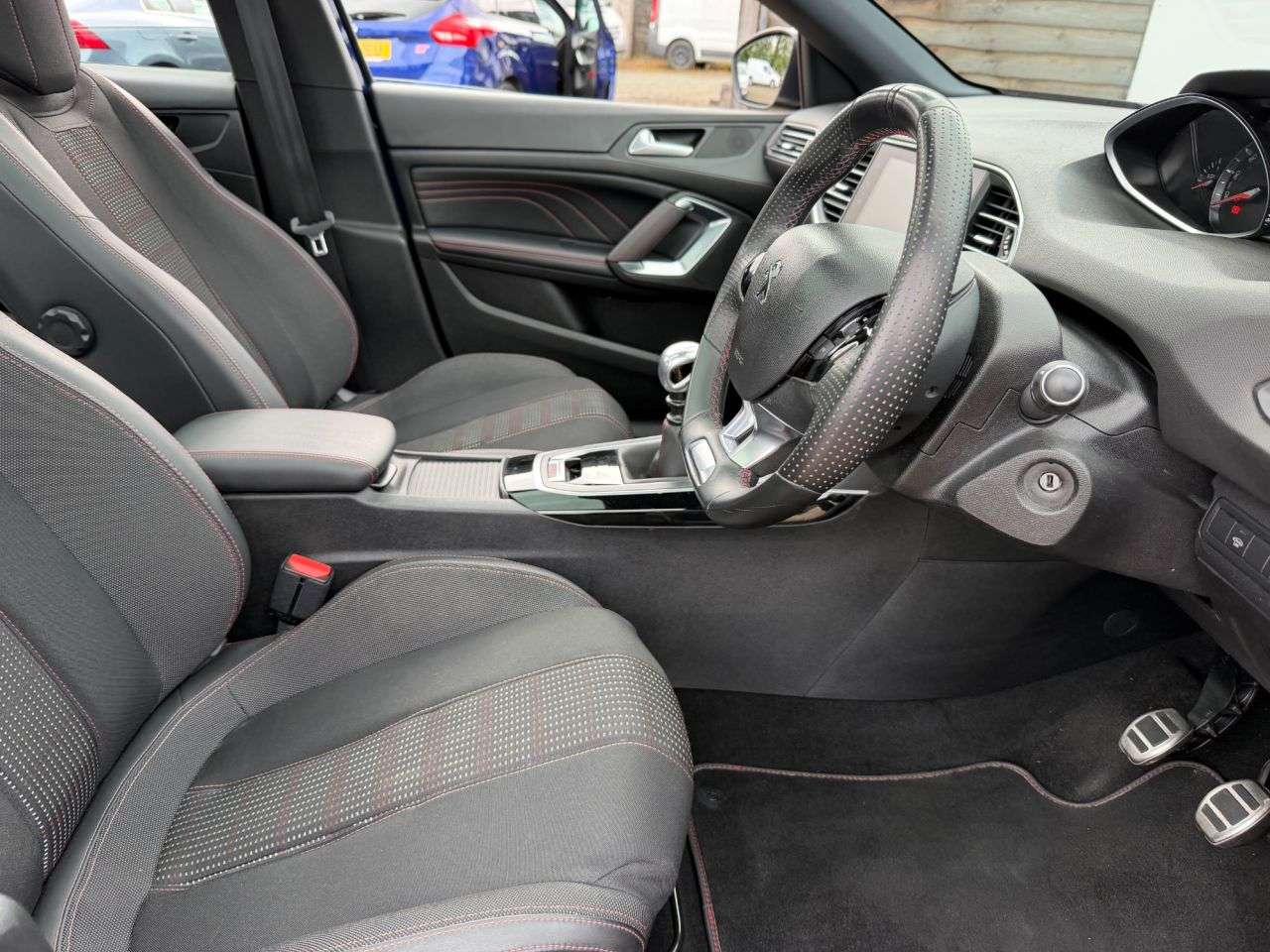 2017 PEUGEOT 308 2017 PEUGEOT 308