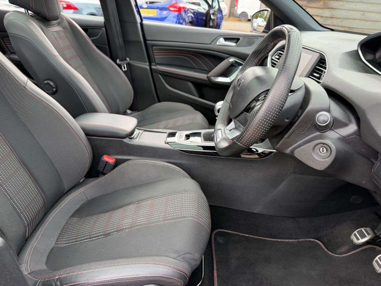 2017 PEUGEOT 308 2017 PEUGEOT 308