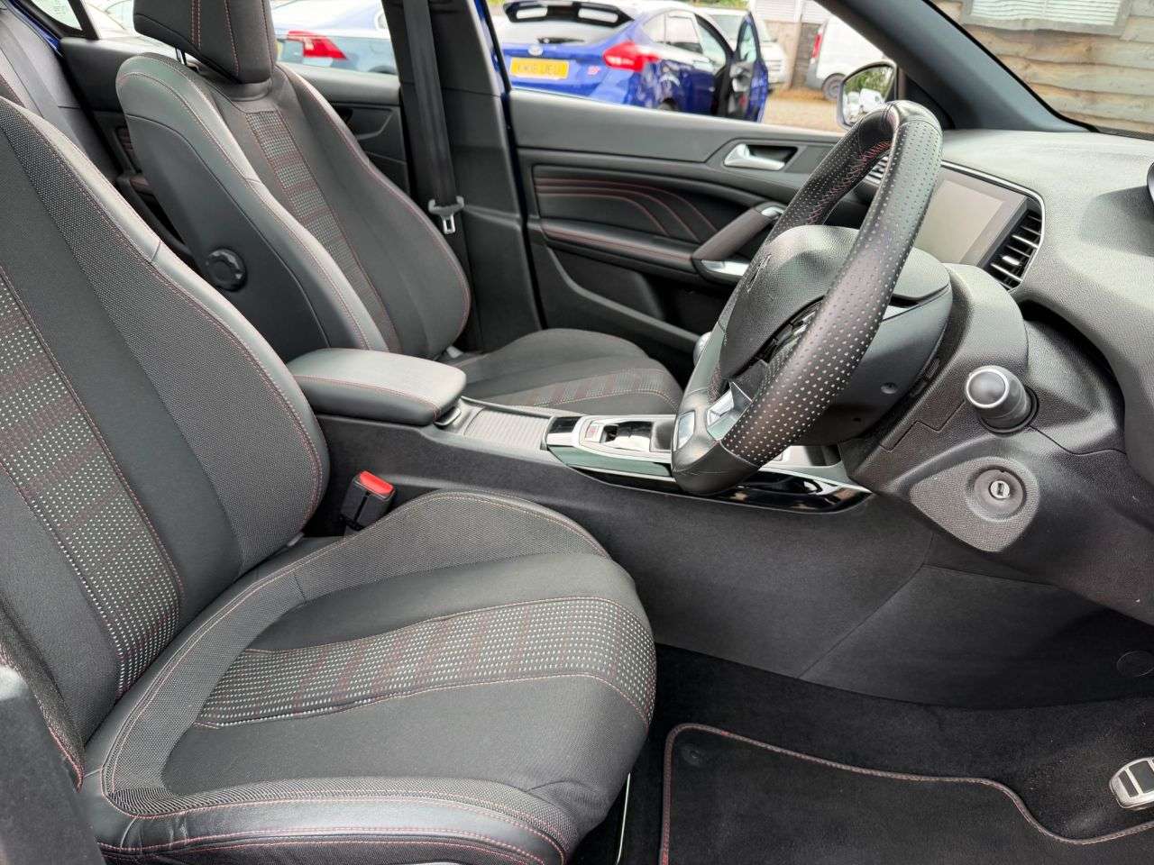 2017 PEUGEOT 308 2017 PEUGEOT 308