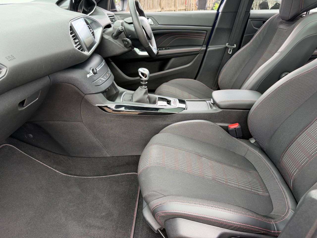 2017 PEUGEOT 308 2017 PEUGEOT 308