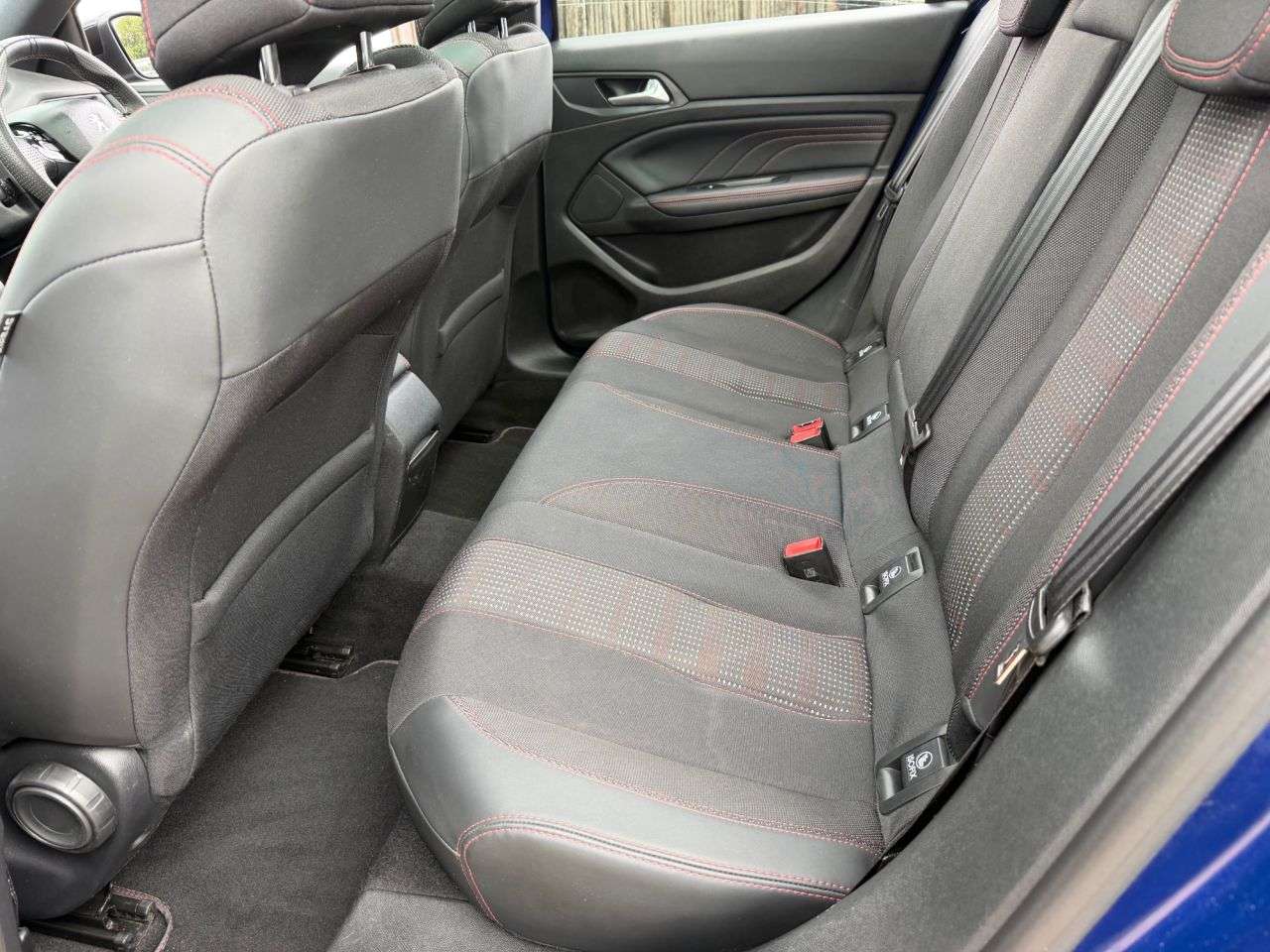 2017 PEUGEOT 308 2017 PEUGEOT 308