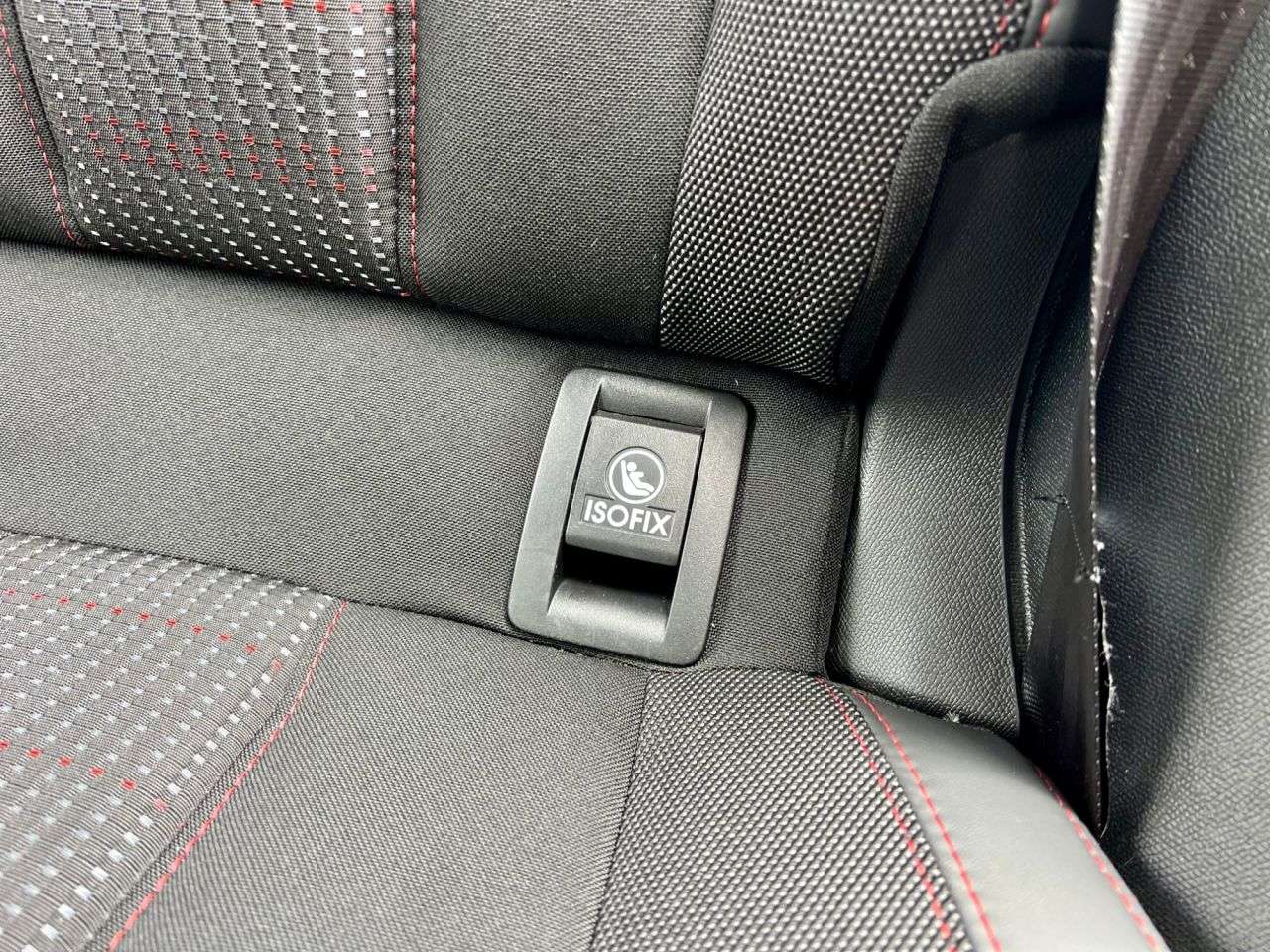 2017 PEUGEOT 308 2017 PEUGEOT 308