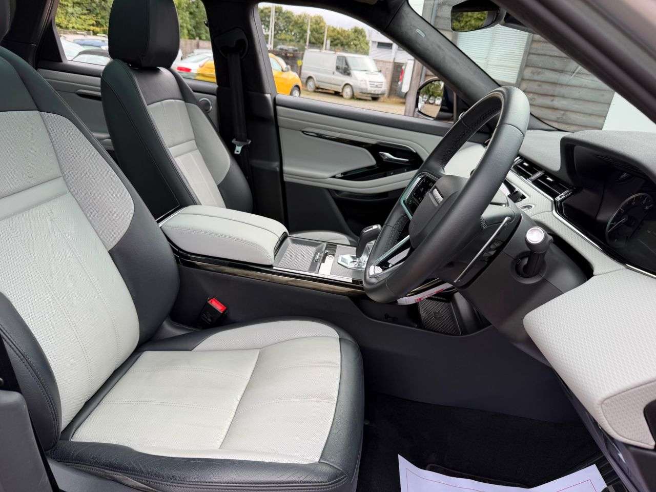 2022 LAND ROVER RANGE ROVER EVOQUE 2022 LAND ROVER RANGE ROVER EVOQUE